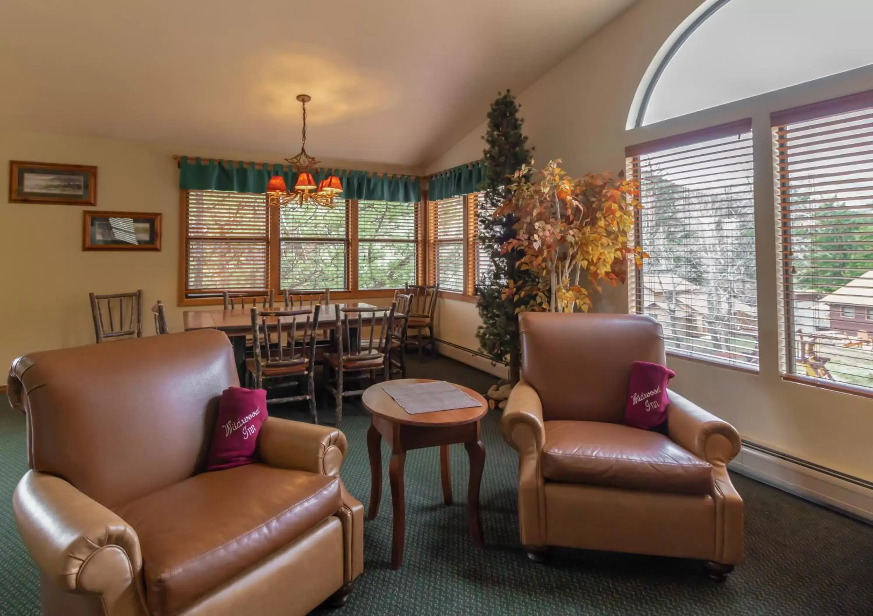 Seating Area in Wildwood Inn