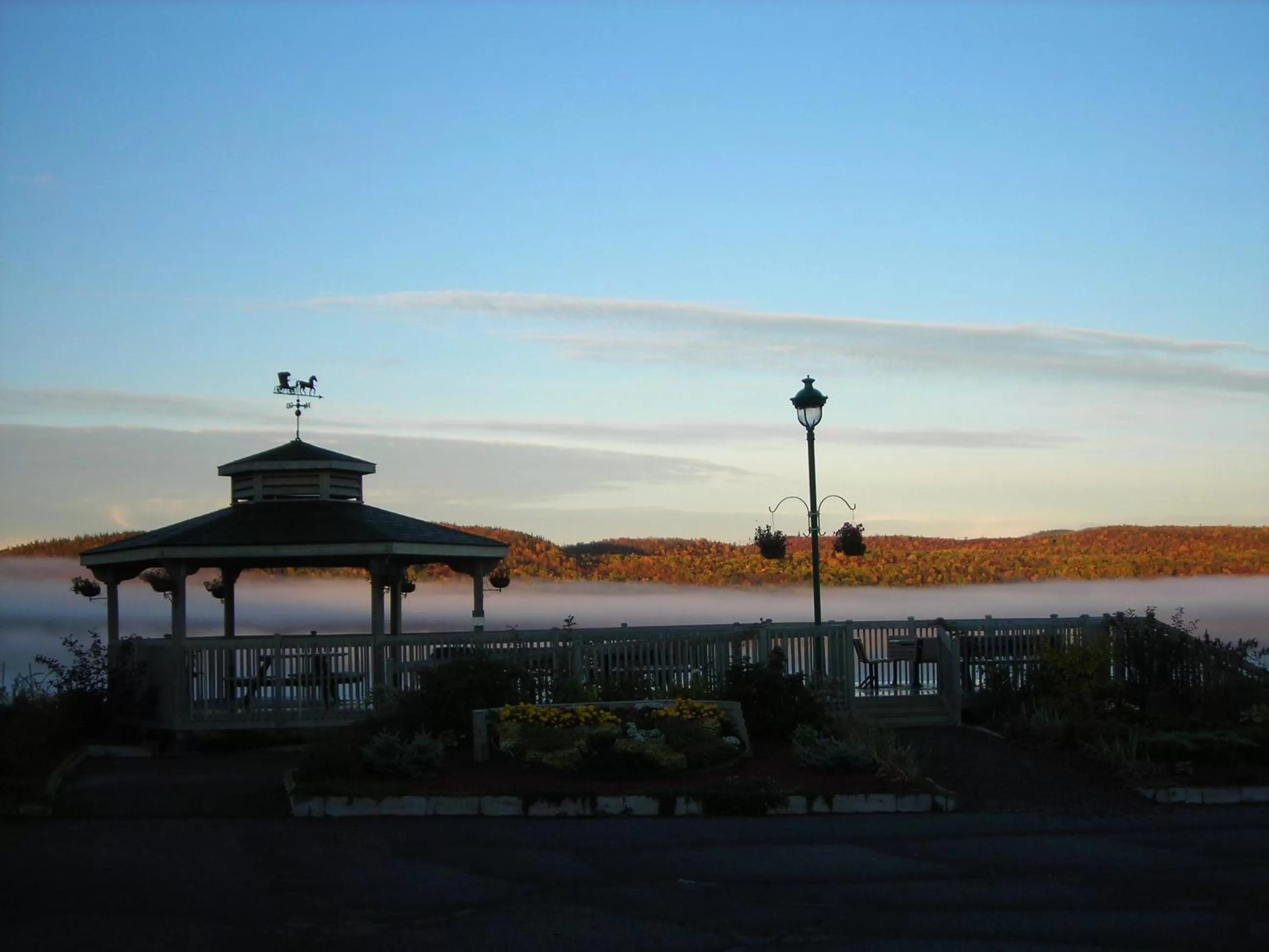 Gîte des Hauteurs et Café de la place