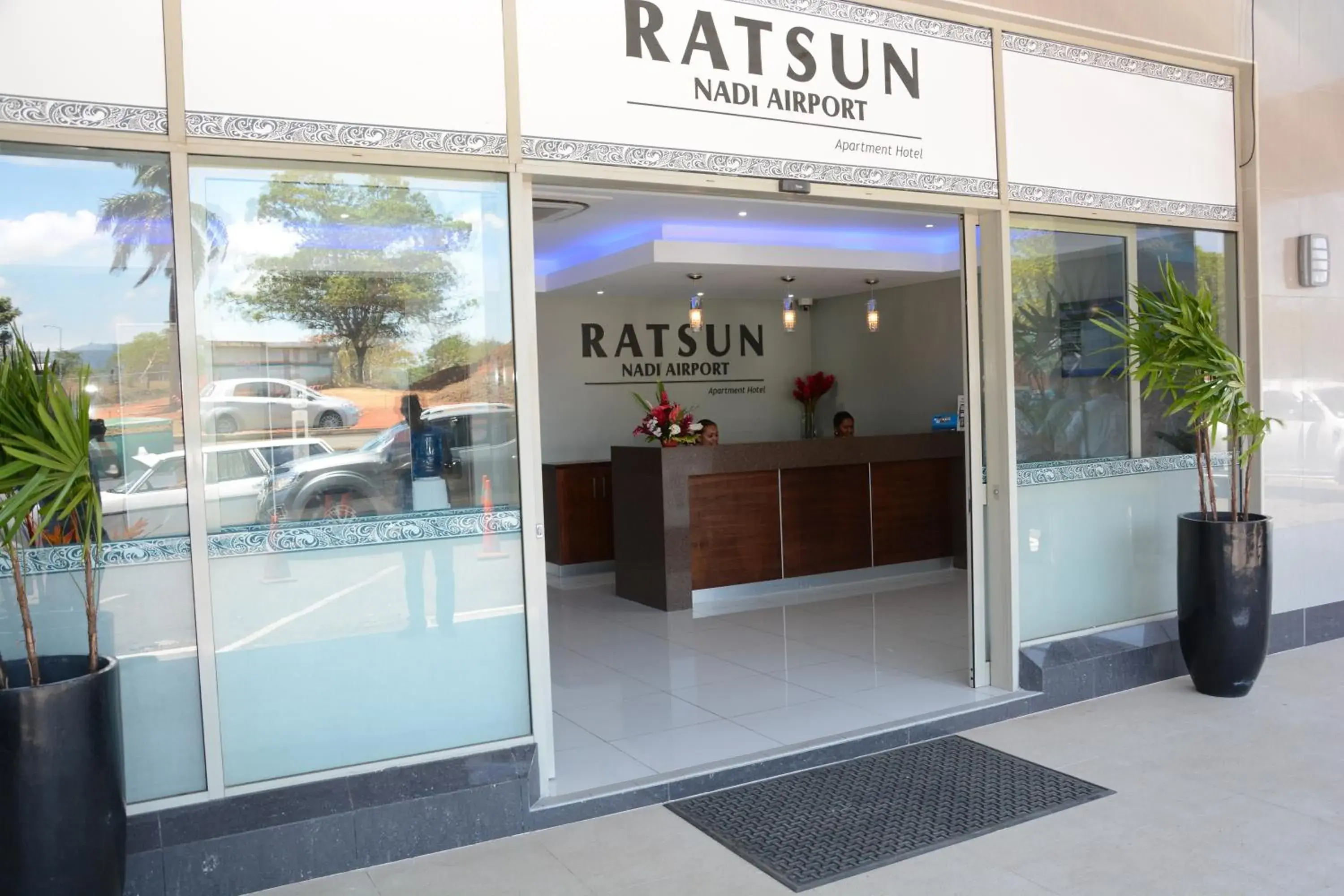Facade/entrance in Ratsun Nadi Airport Apartment Hotel