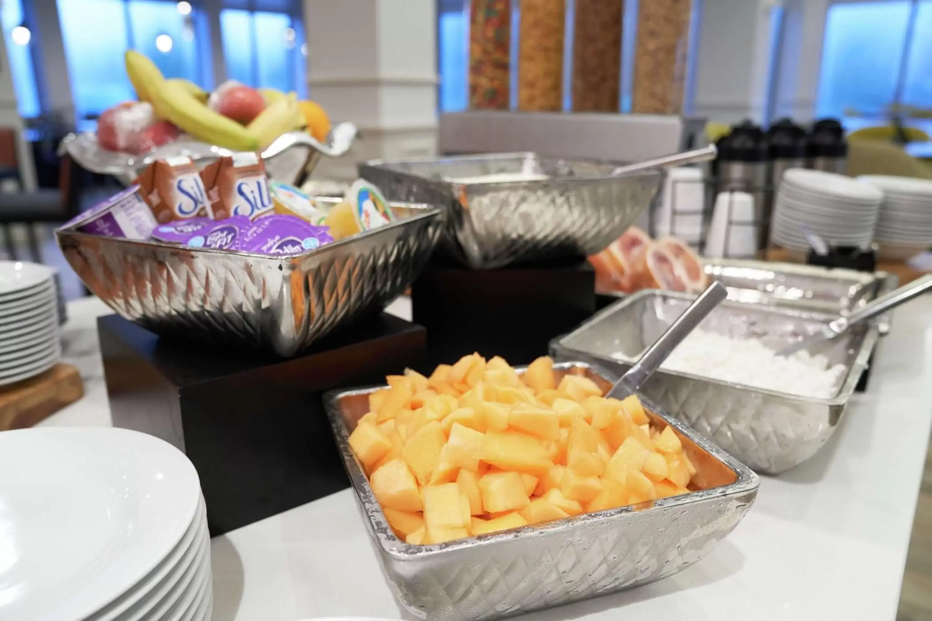 Breakfast, Food in Hilton Garden Inn Evansville