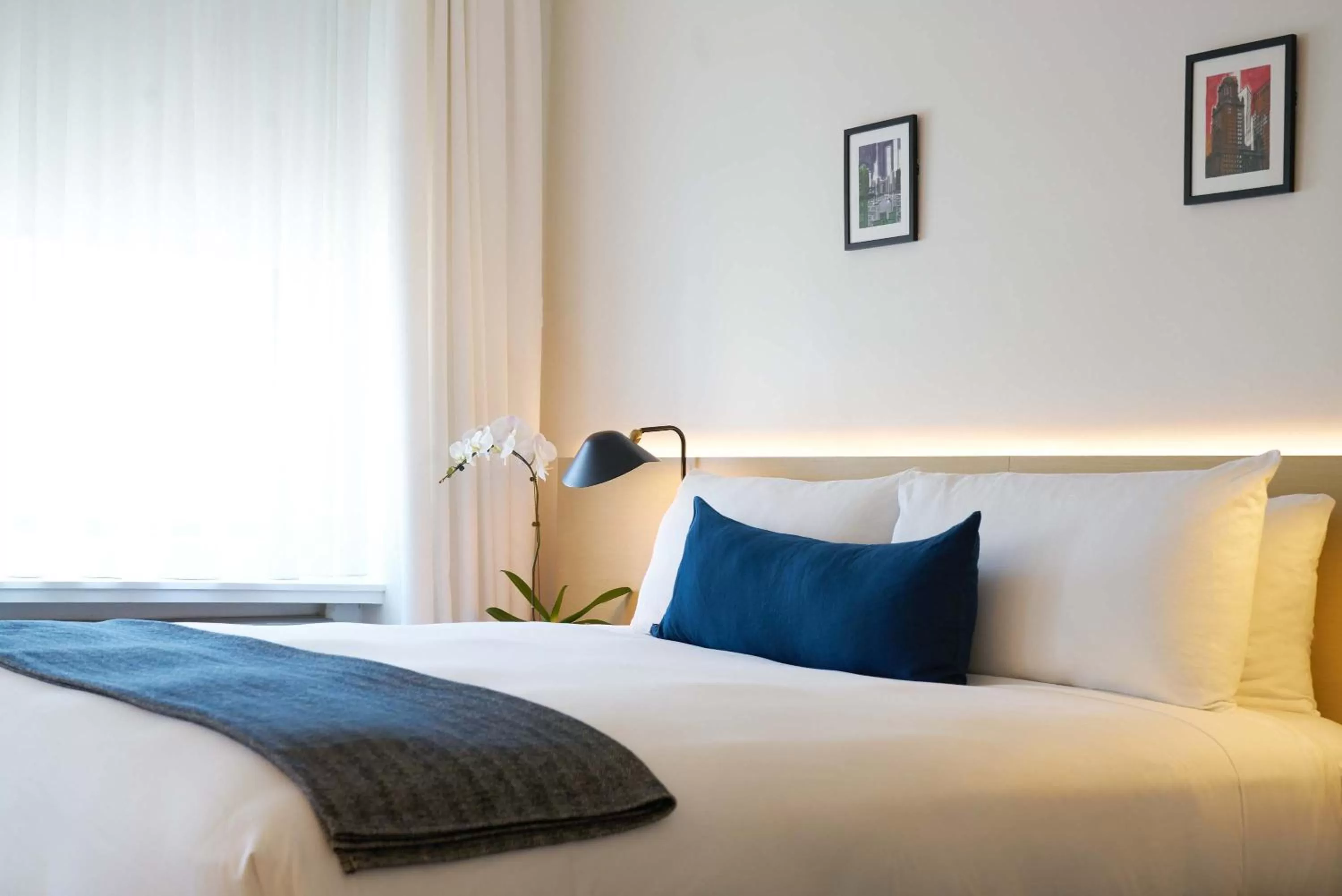 Bed in Ambassador Chicago, part of JdV by Hyatt