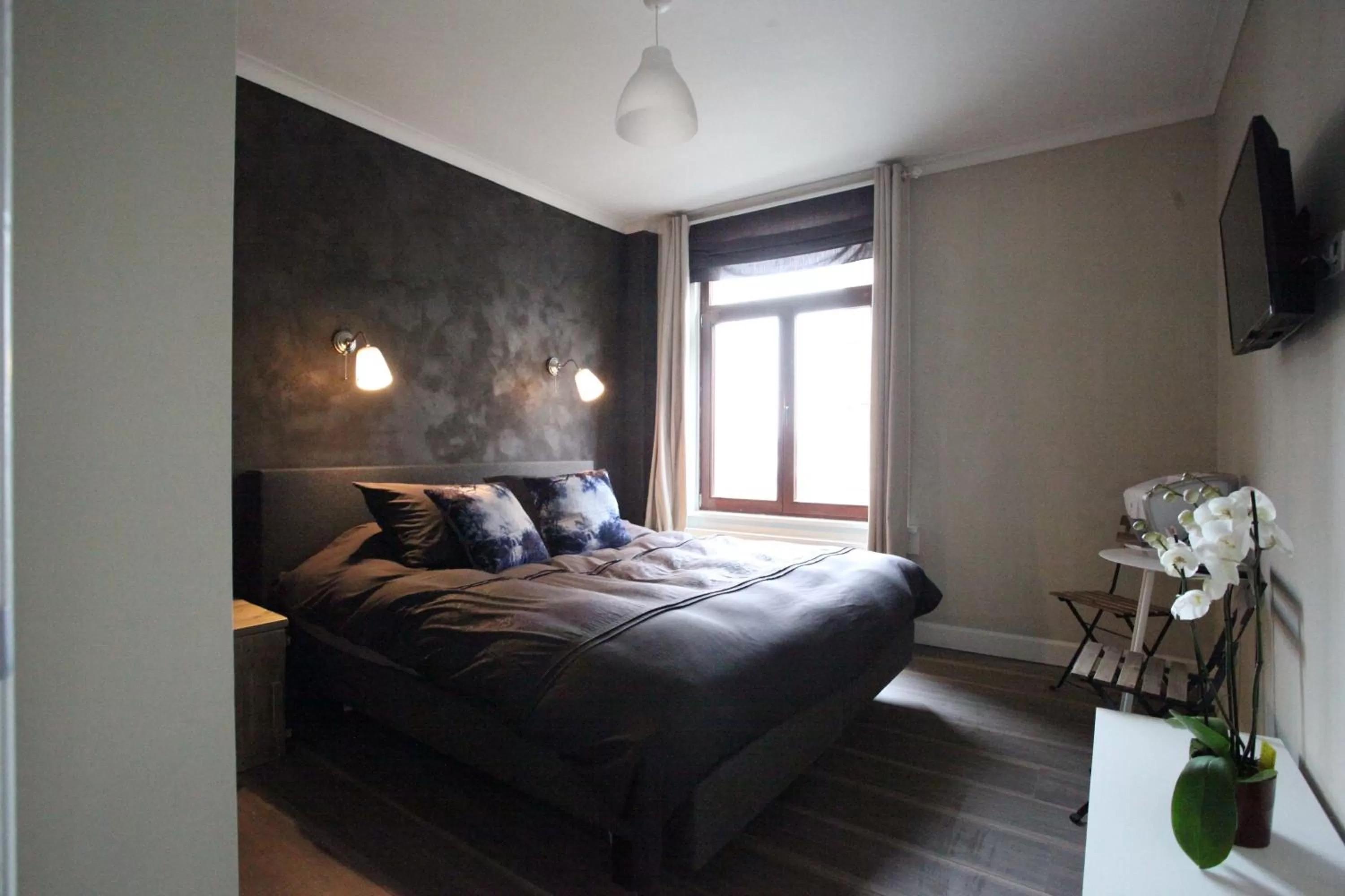 Bed in B&B Sablon Antwerp
