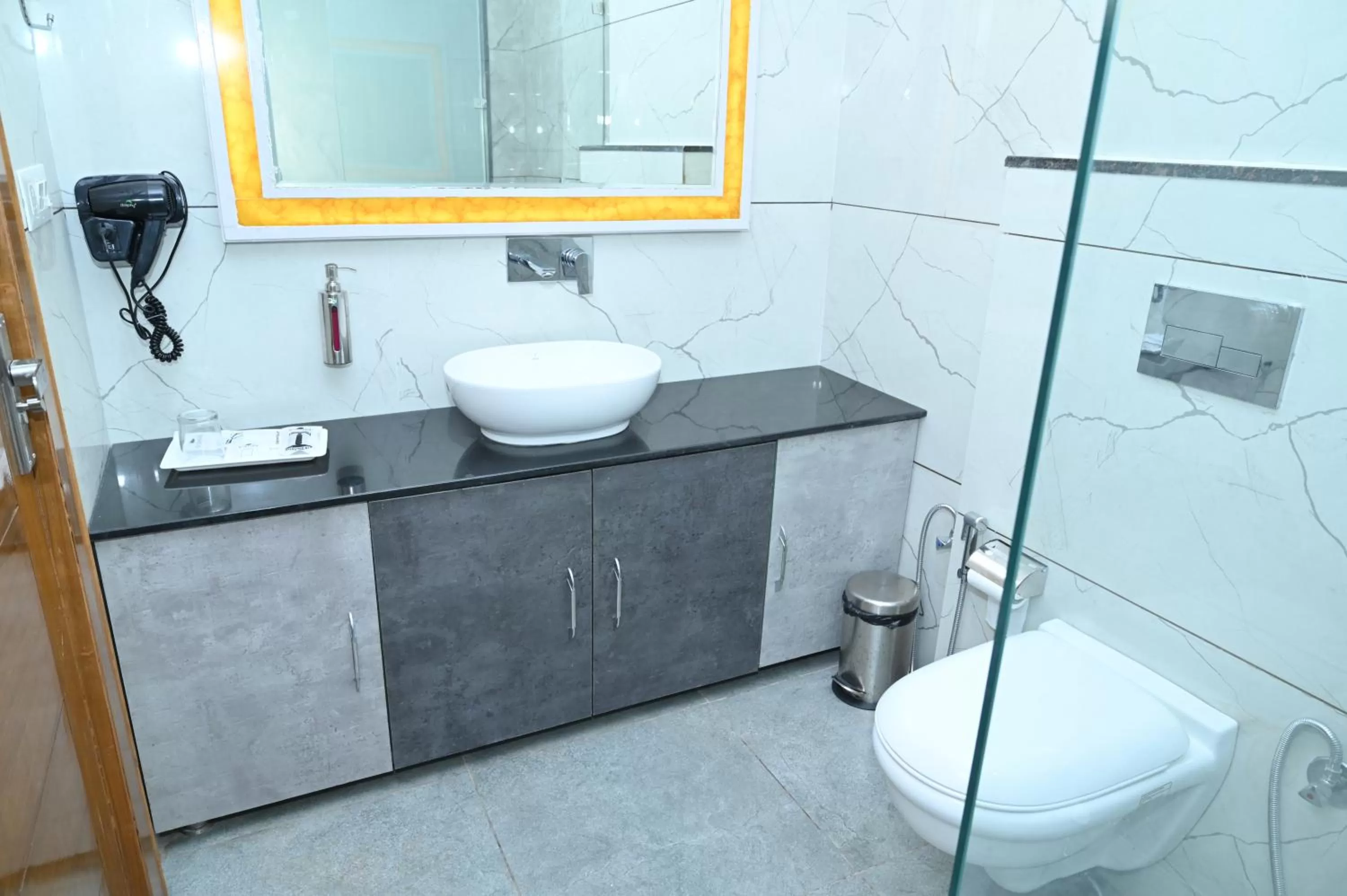 Bathroom in Hotel Vasdaa Grand