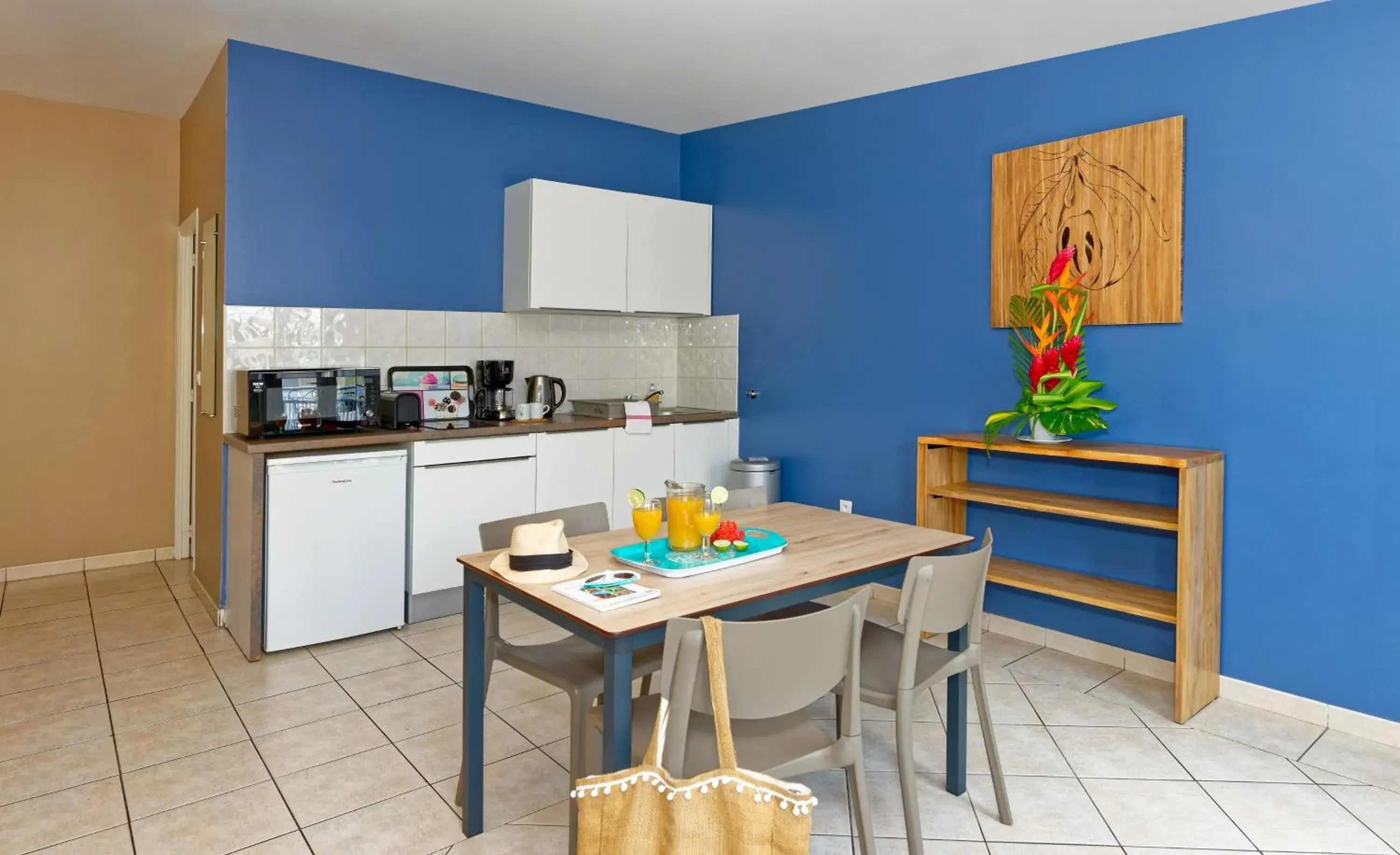 Kitchen or kitchenette, Dining Area in Village Creole