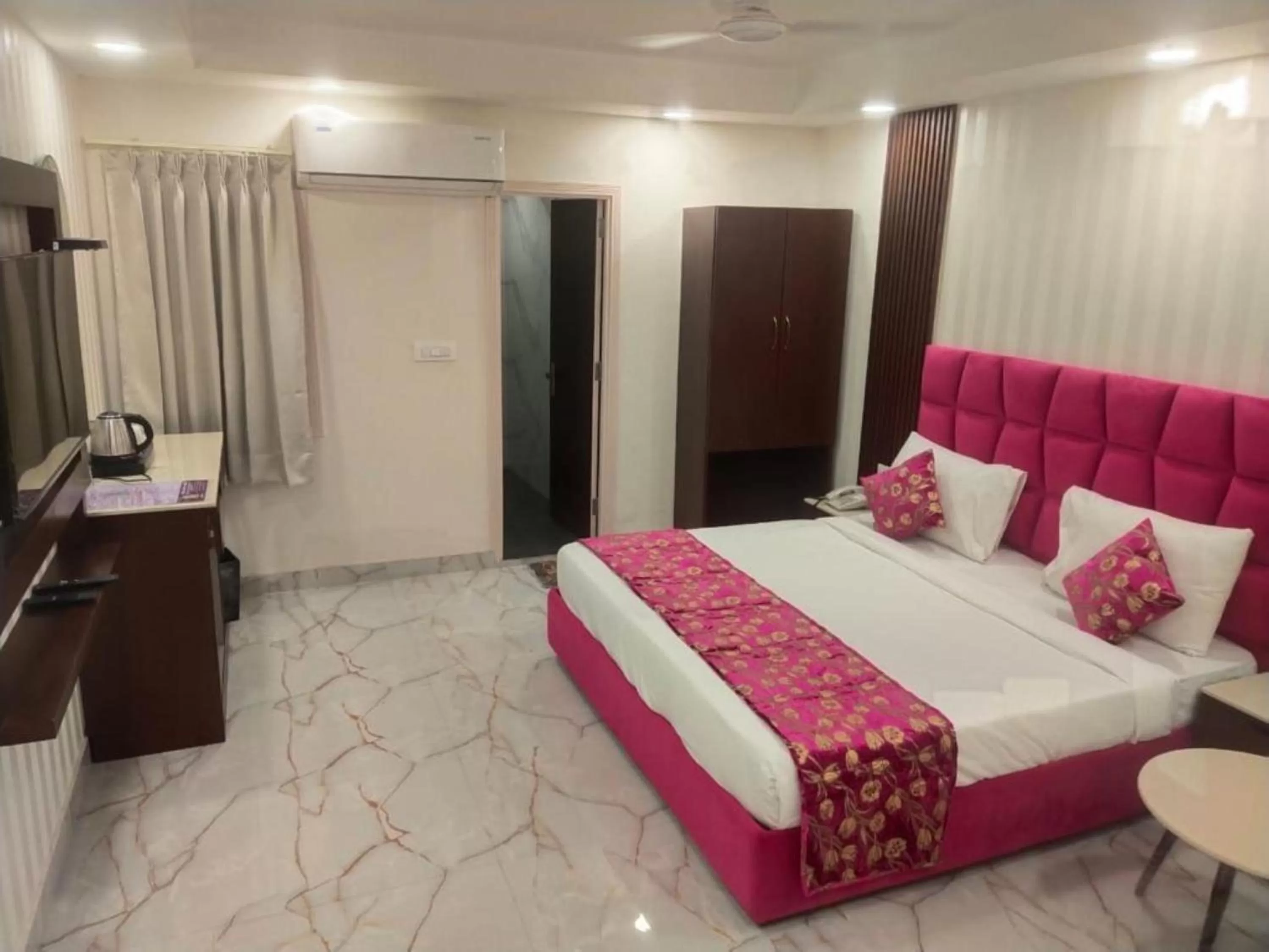 Townhouse Jageer Palace Delhi