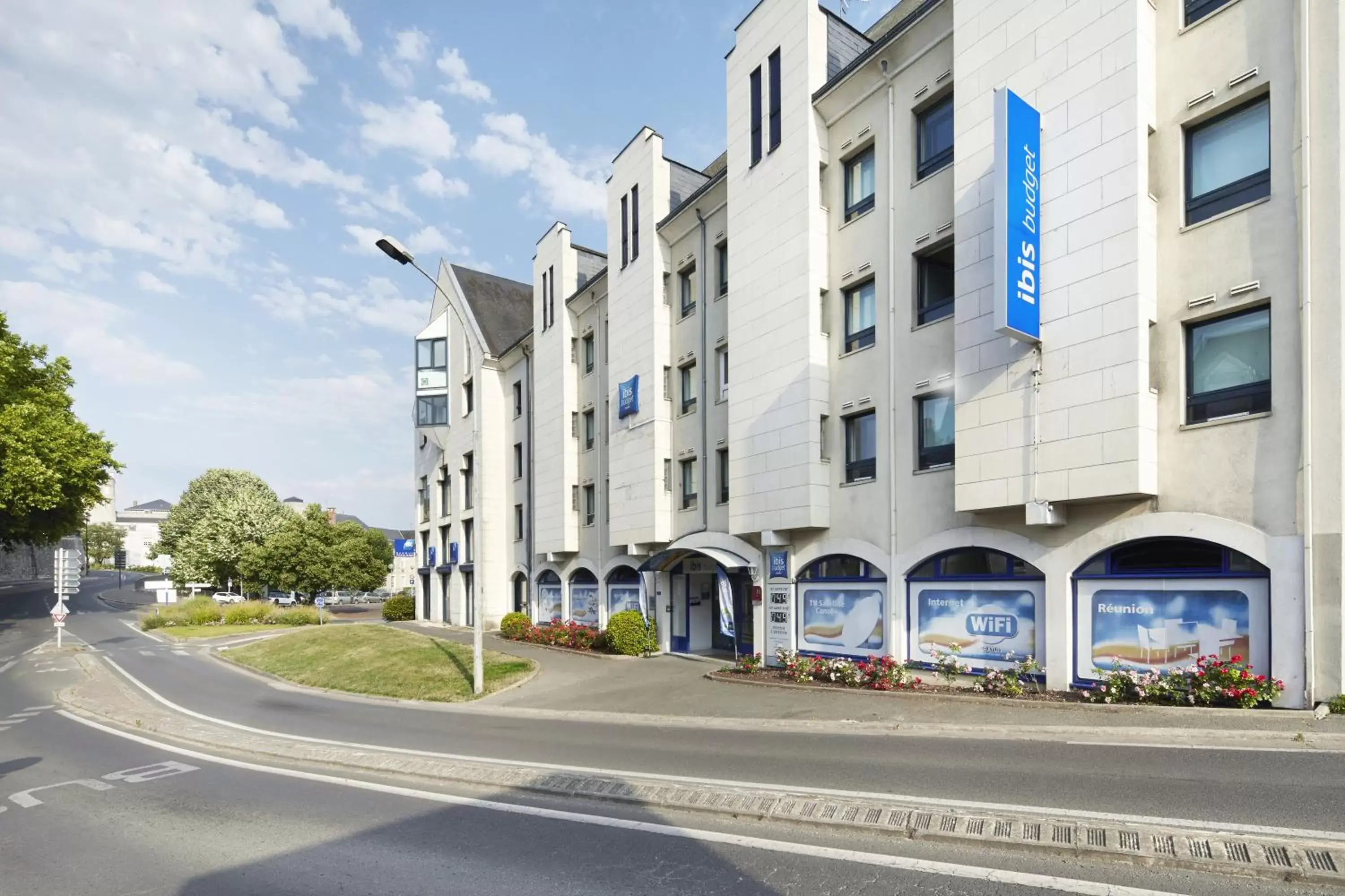 Property building in ibis budget Blois Centre