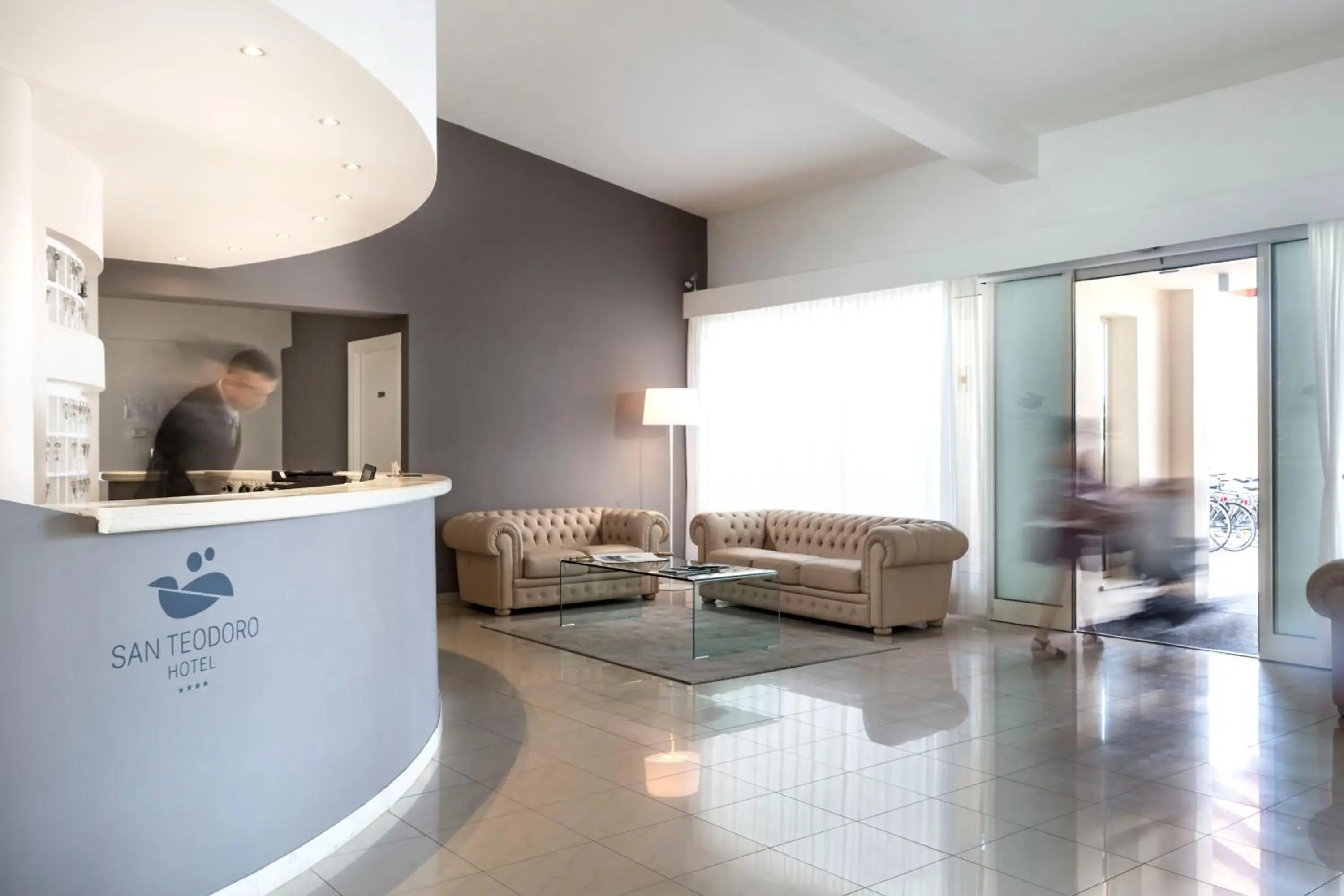 Lobby or reception, Lounge/Bar in Hotel San Teodoro