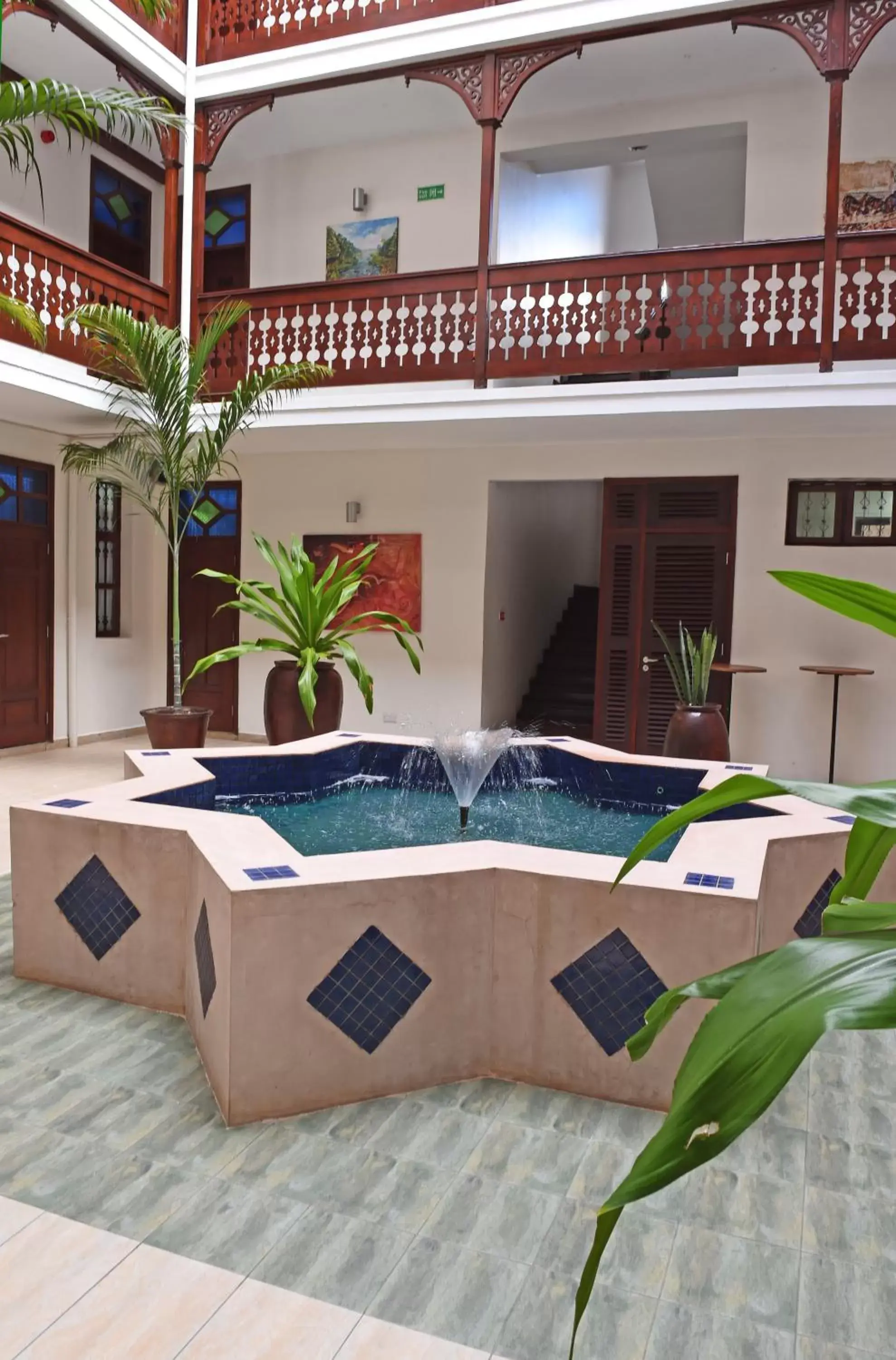 Day, Swimming Pool in Maru Maru Hotel