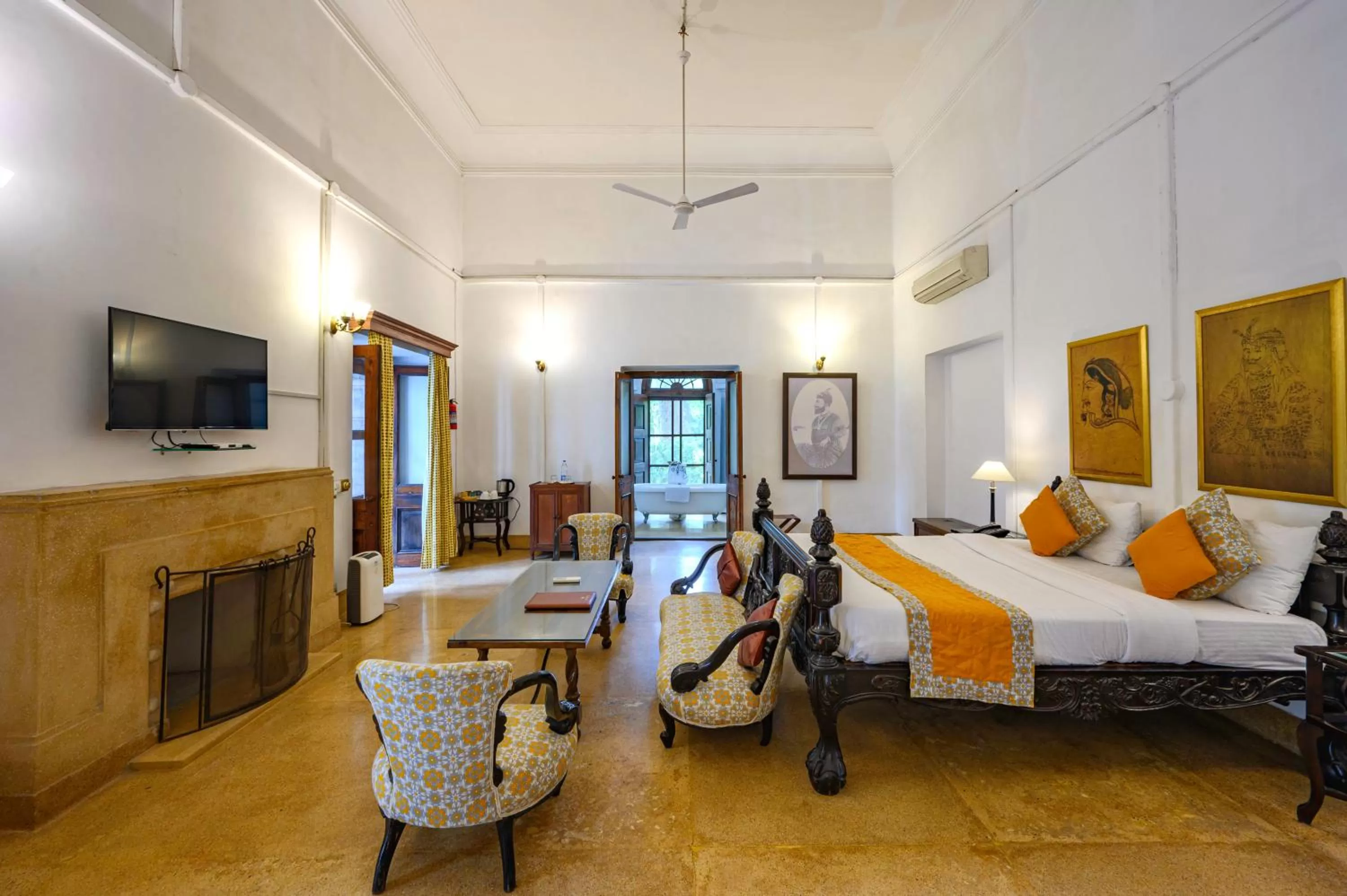 Bed in Neemrana's - Baradari Palace