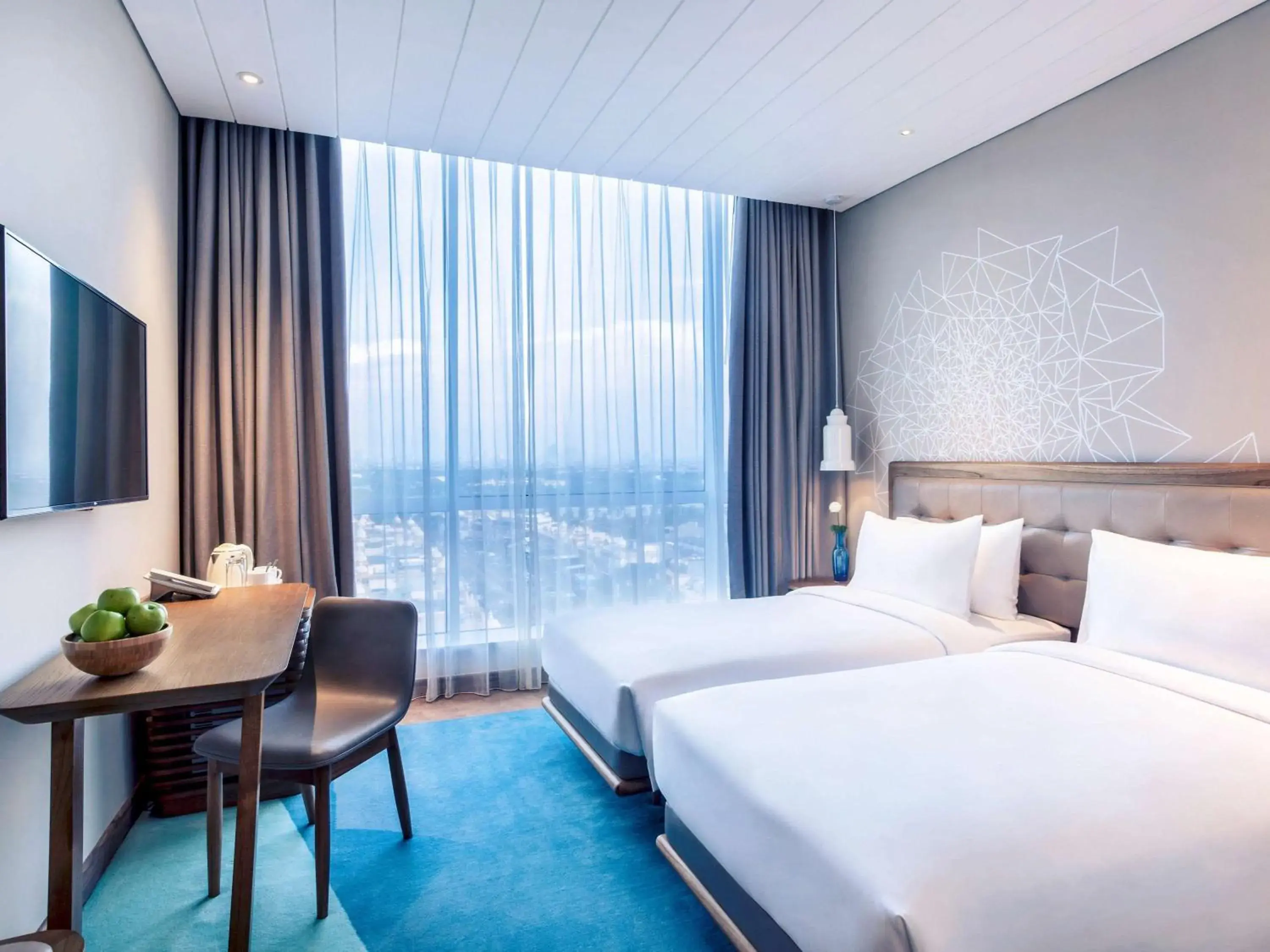 Photo of the whole room, Bed in Mercure Jakarta Pantai Indah Kapuk