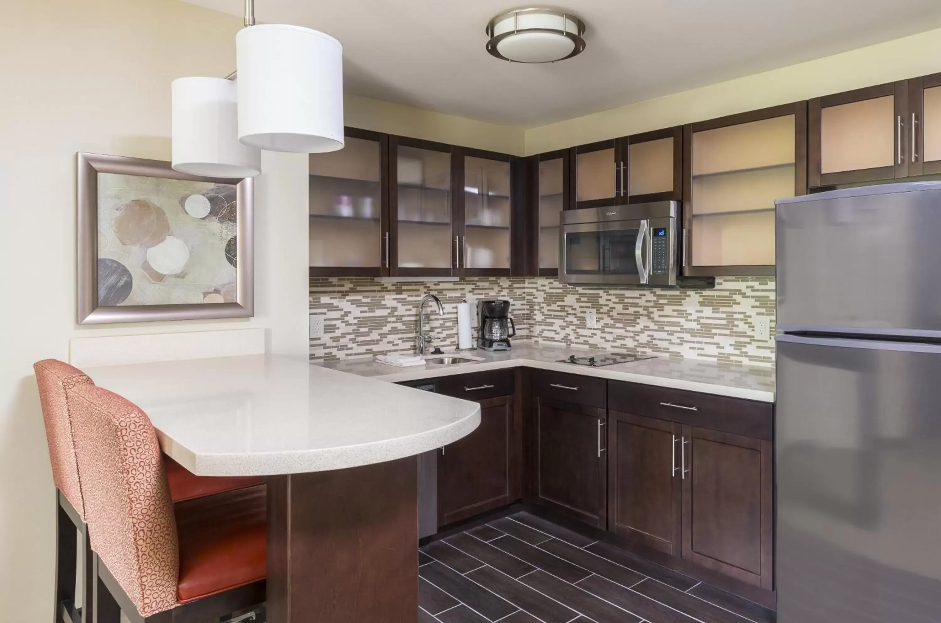 Kitchen or kitchenette, Kitchen/Kitchenette in Staybridge Suites Canton, an IHG Hotel