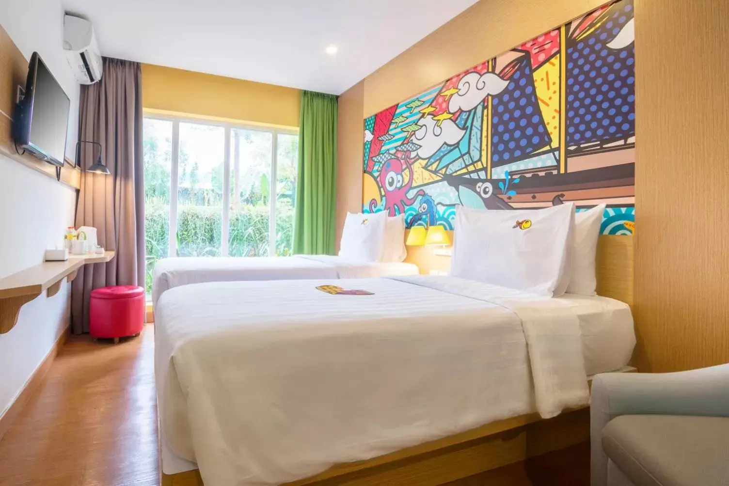 Bedroom, Bed in MaxOneHotels at Resort Makassar