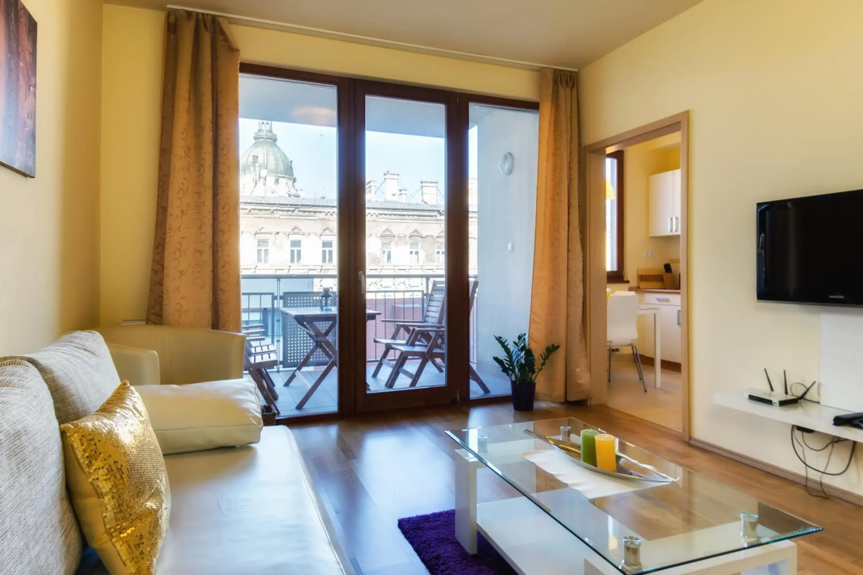 Living room, Seating Area in Trendy Deluxe Apartments