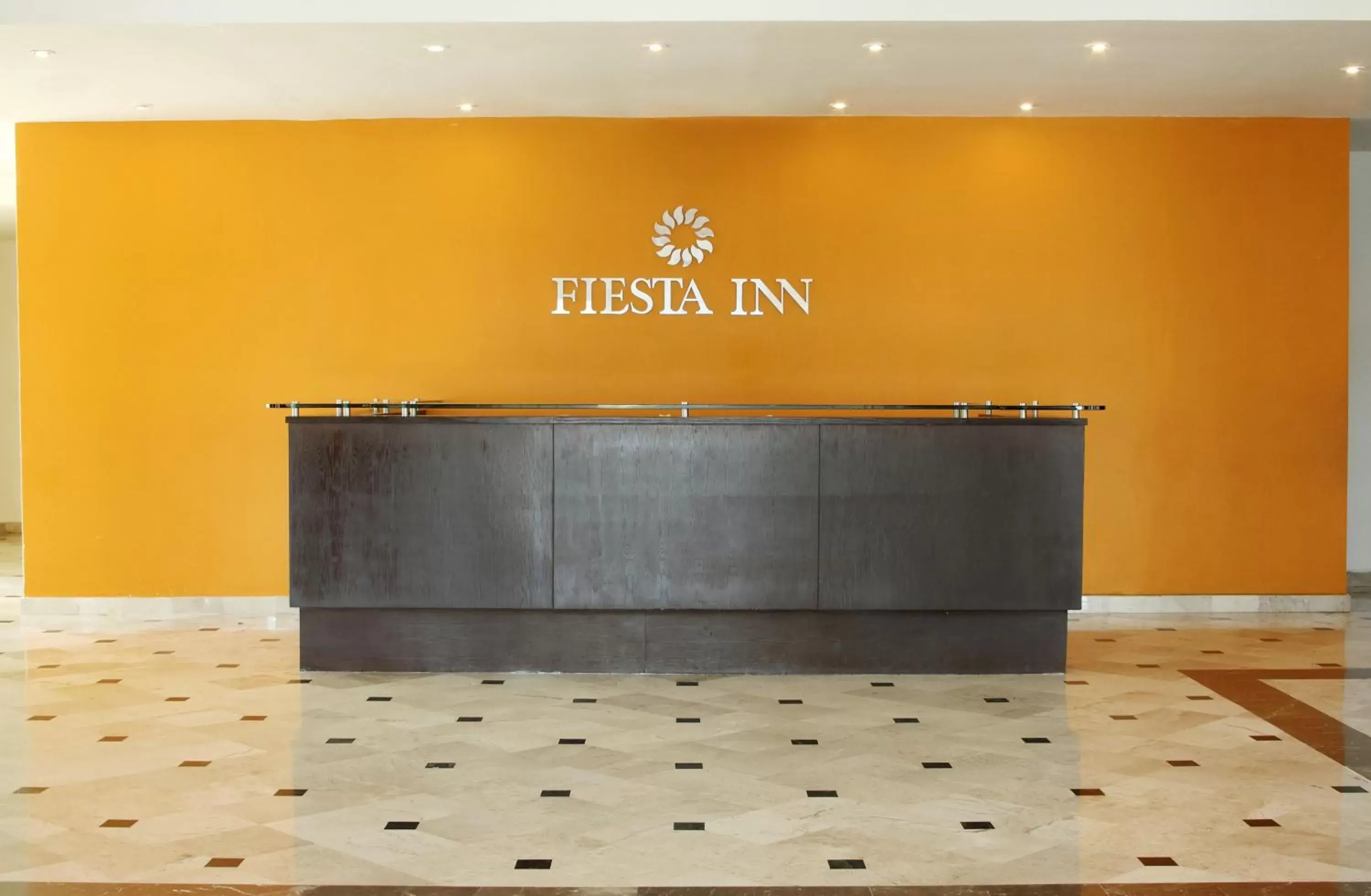 Property building, Lobby/Reception in Fiesta Inn Nuevo Laredo