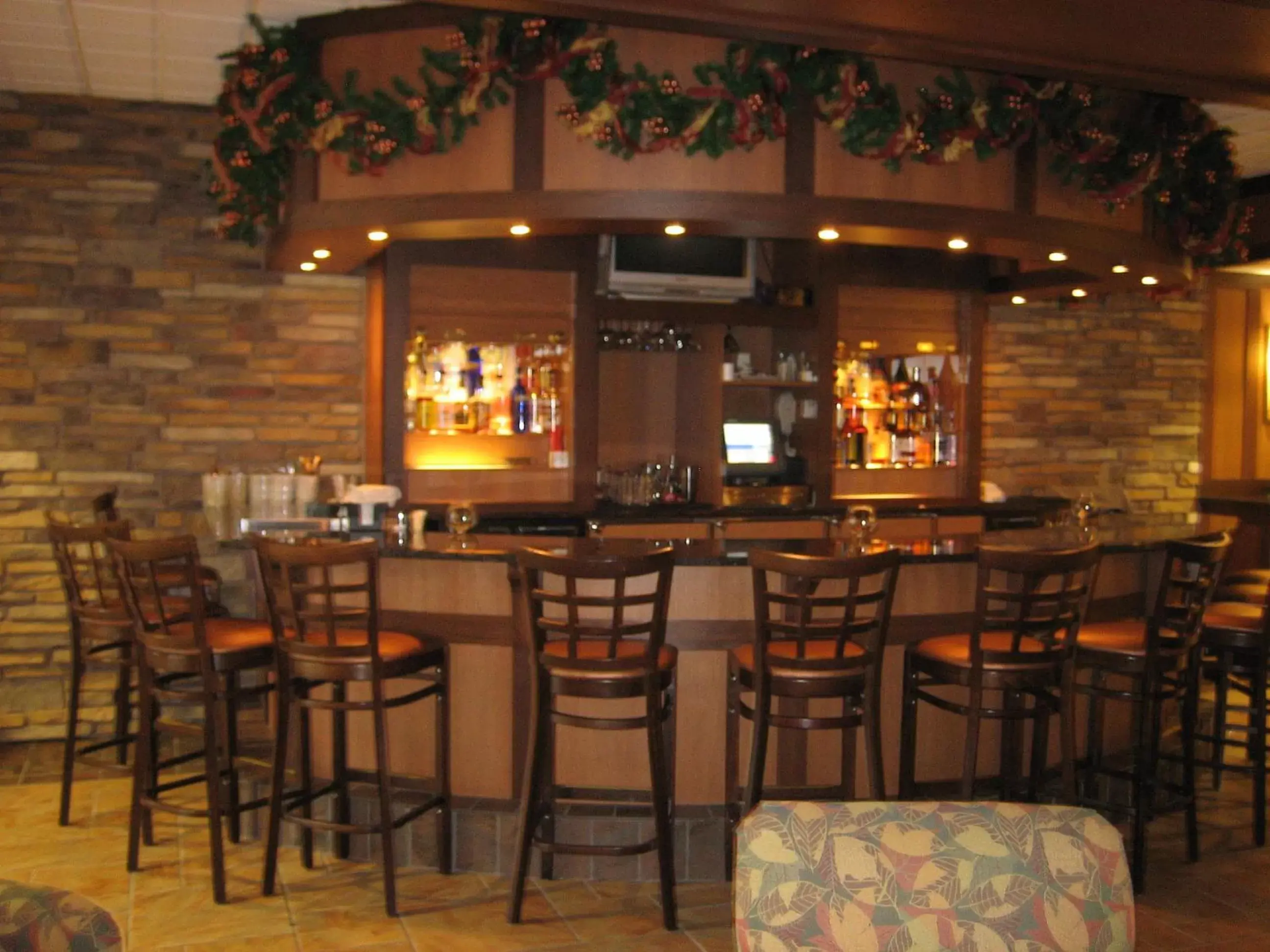 Lounge or bar, Restaurant/Places to Eat in Holiday Inn Stevens Point - Convention Center, an IHG Hotel