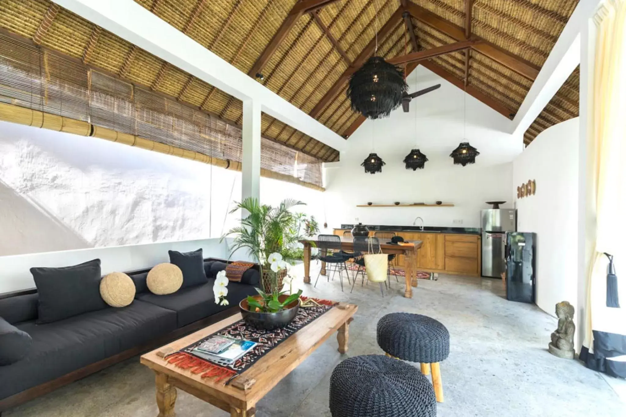 Living room in Calma Ubud Suite & Villas - Rice Fields View, Infinity Pool ! Living room in Calma Ubud Suite & Villas - Rice Fields View, Infinity Pool !