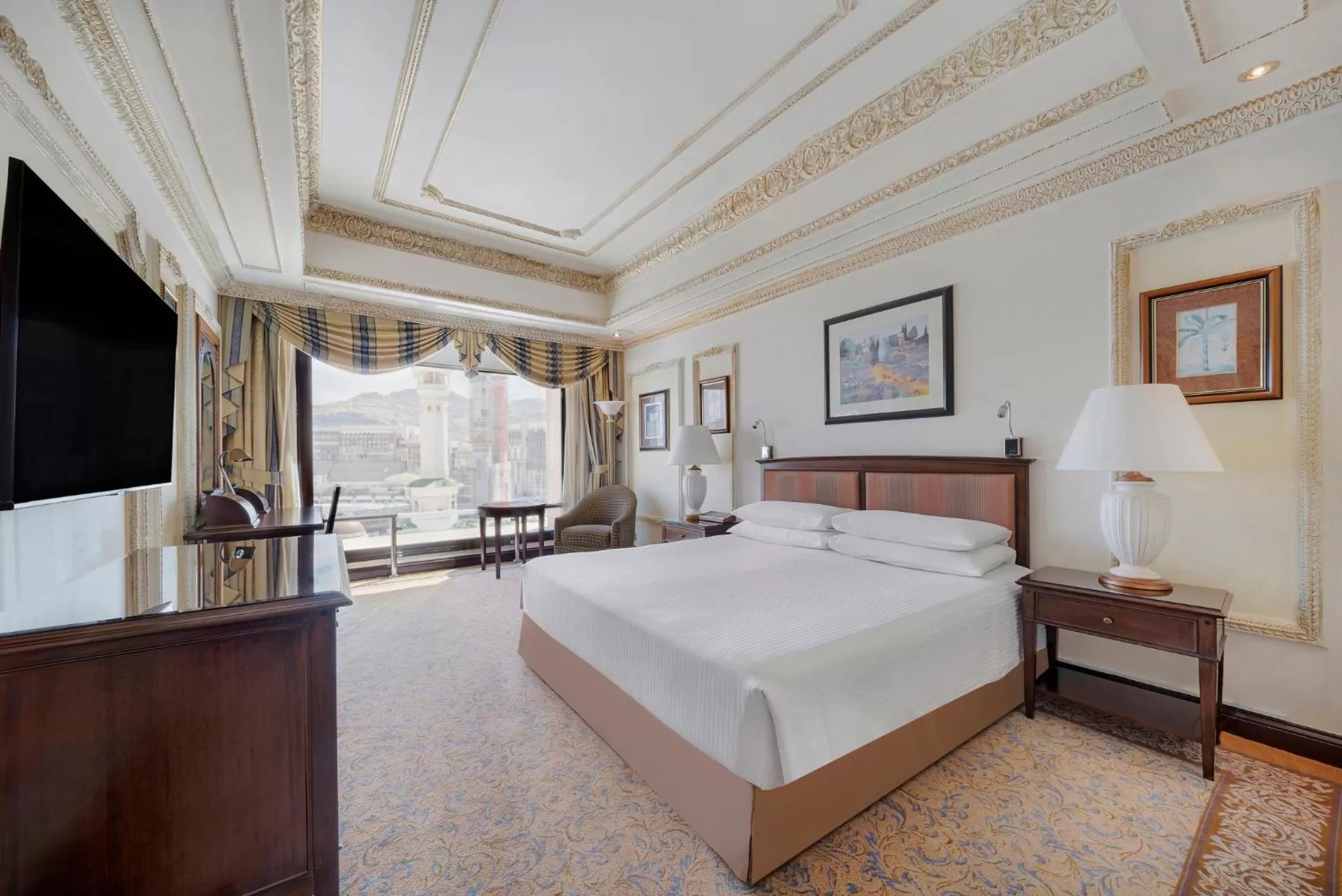 Photo of the whole room, Bed in InterContinental Dar Al Tawhid Makkah by IHG
