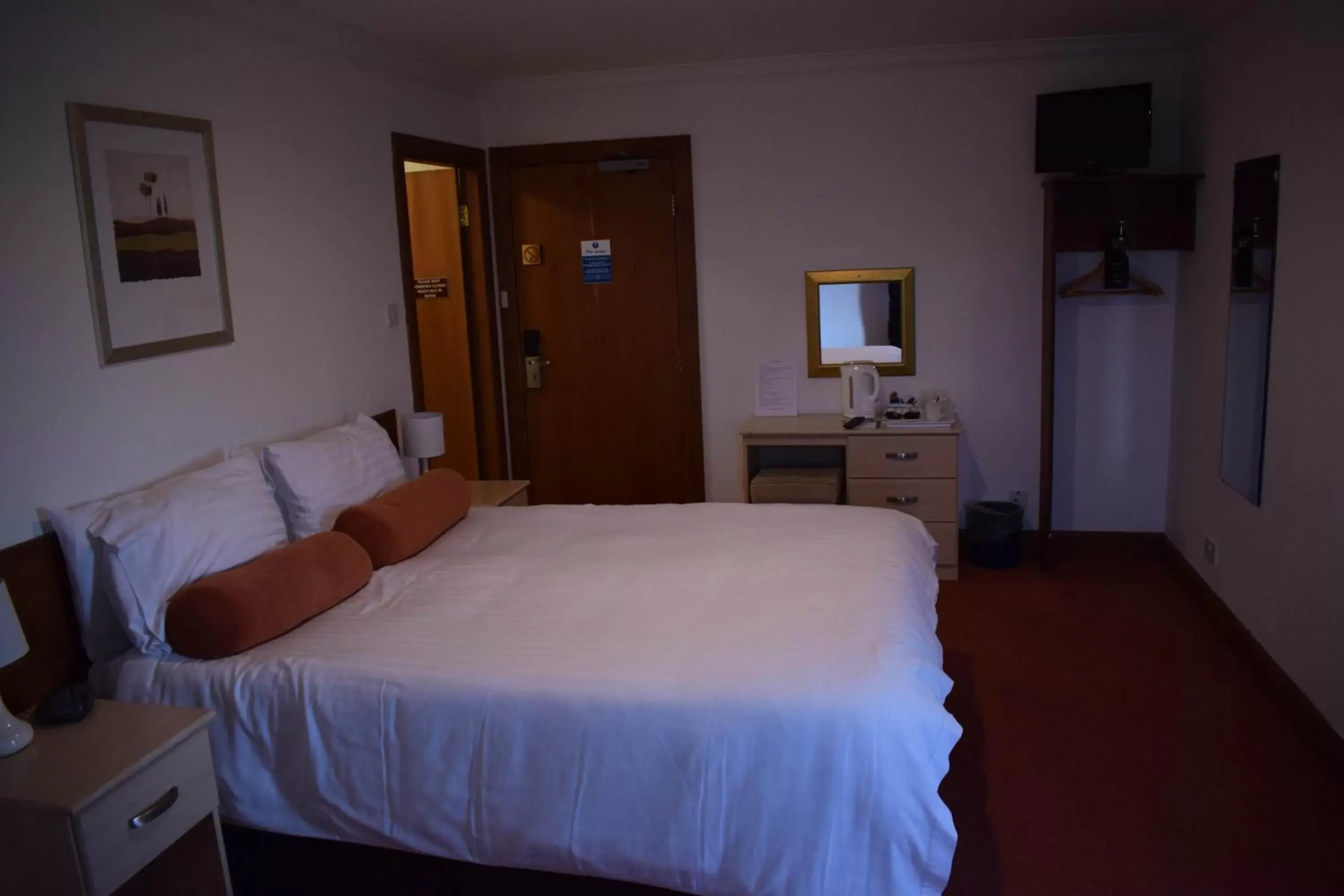 Deluxe King Room in GOLF View Hotel & Macintosh Restaurant Deluxe King Room in GOLF View Hotel & Macintosh Restaurant