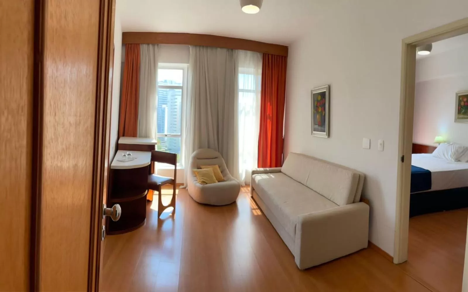 Living room, Bed in Pampas Palace Hotel