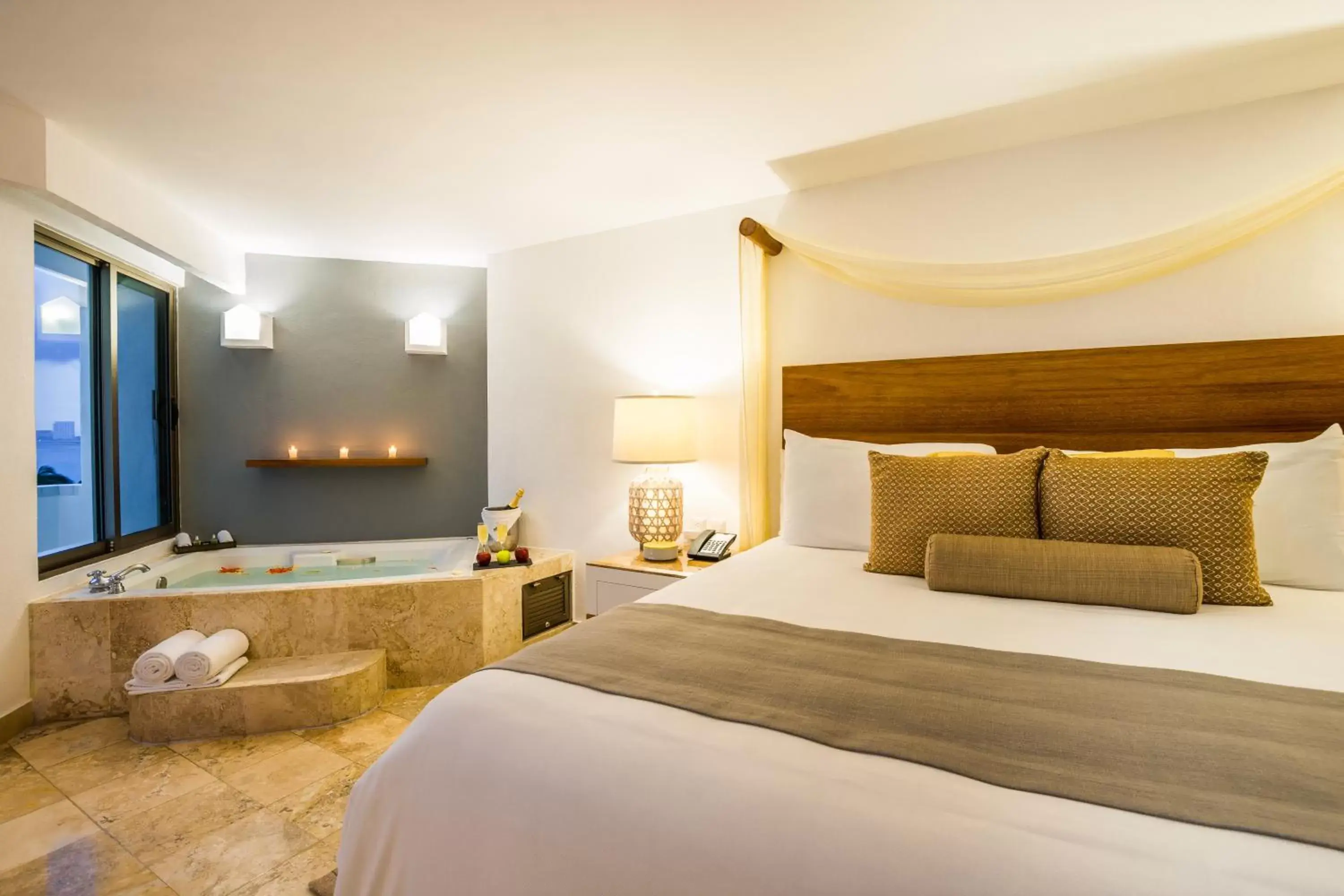 Bed in Villa Premiere Boutique Hotel & Romantic Getaway