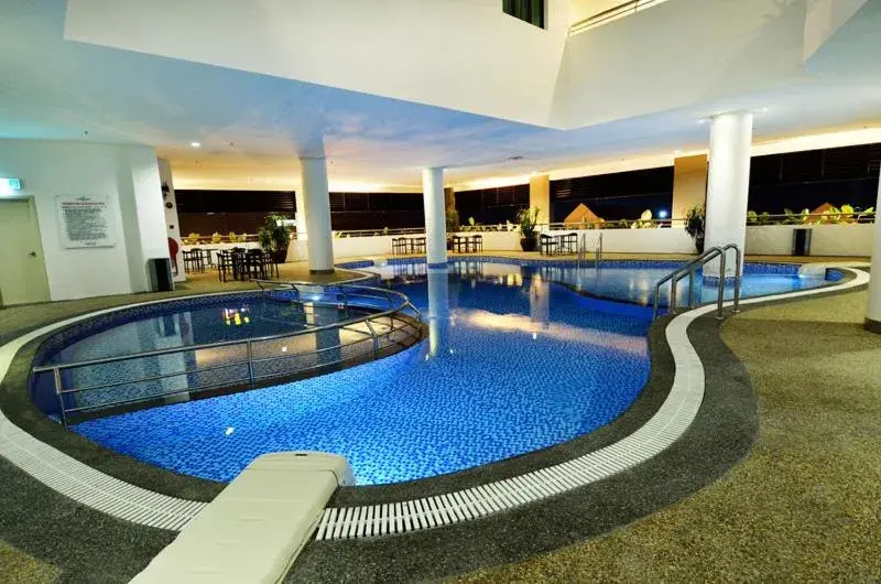 Swimming Pool in Holiday Villa Hotel & Suites Kota Bharu