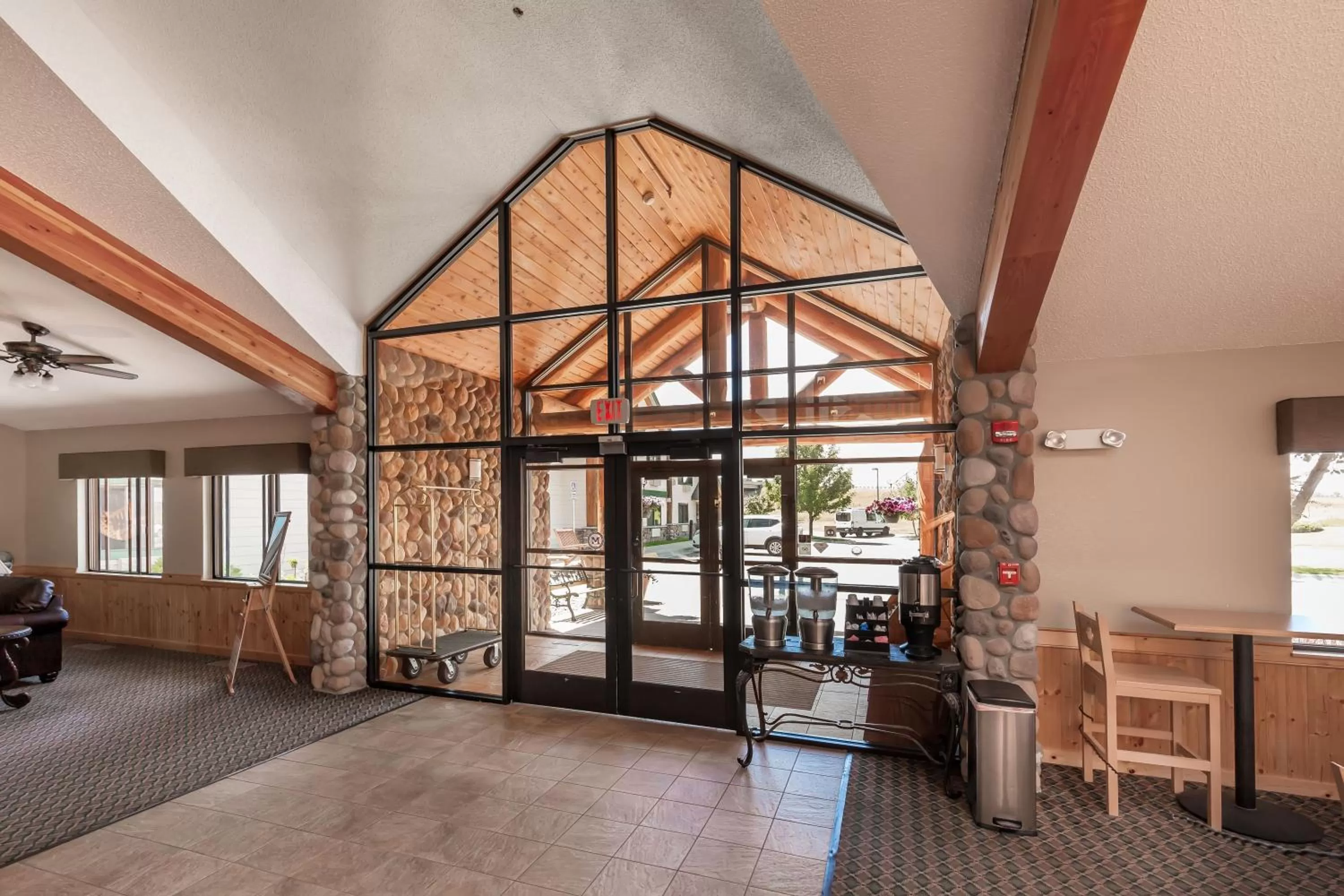 Area and facilities in MountainView Lodge and Suites