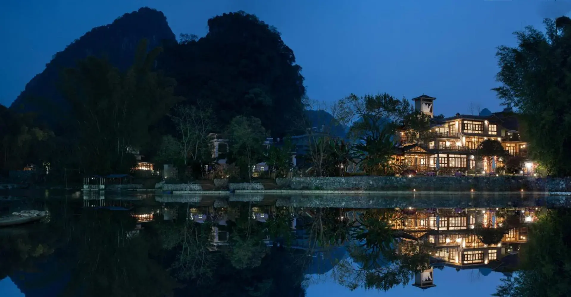 Property Building in Yangshuo Moondance Hotel