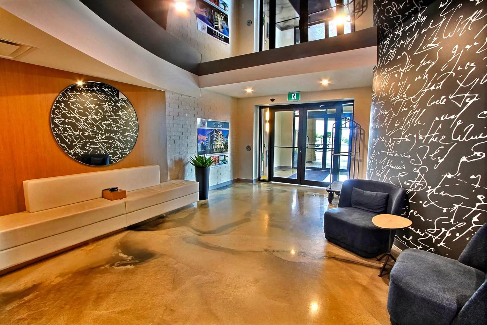 Lobby or reception in Hôtel Le Navigateur