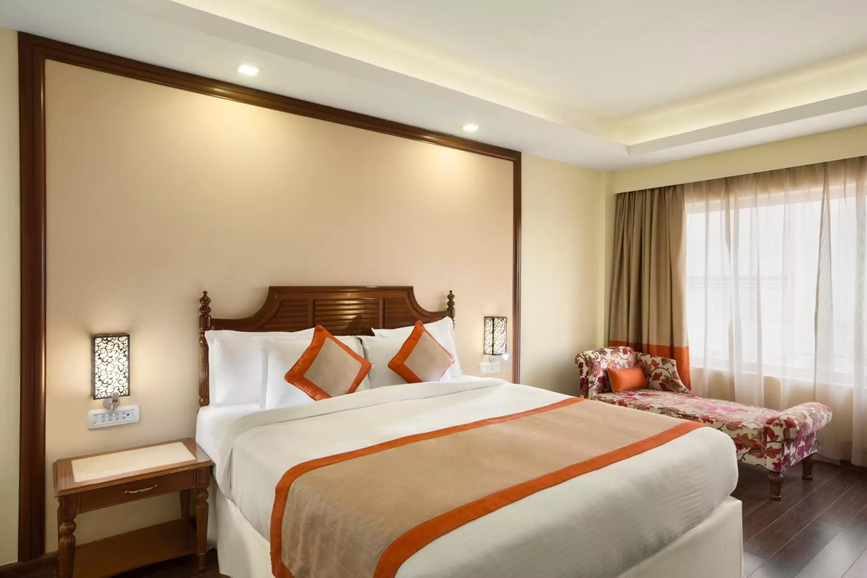 Bedroom, Bed in Ramada Jamshedpur Bistupur