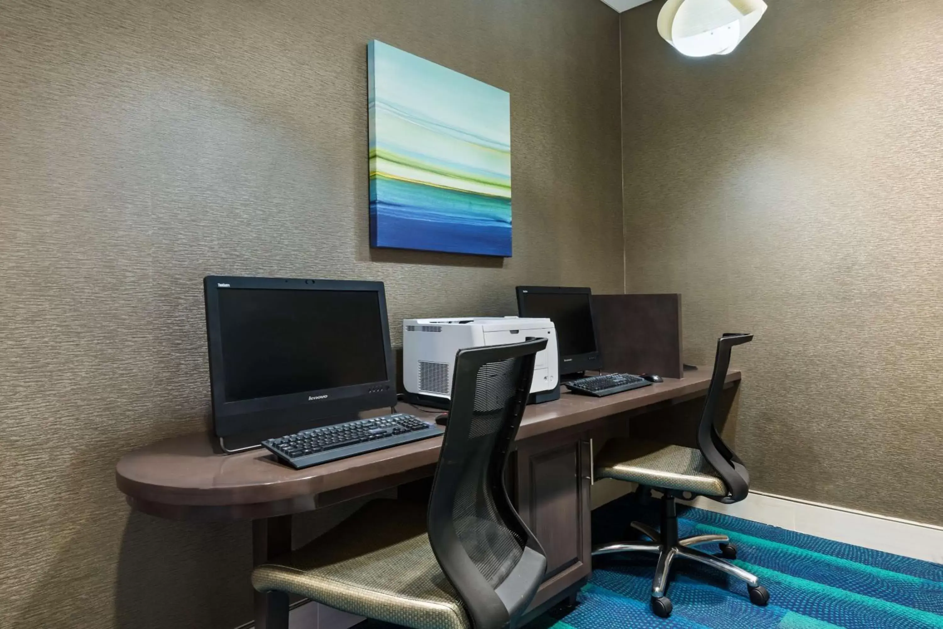 Business facilities in Homewood Suites by Hilton Orlando-Nearest to Universal Studios