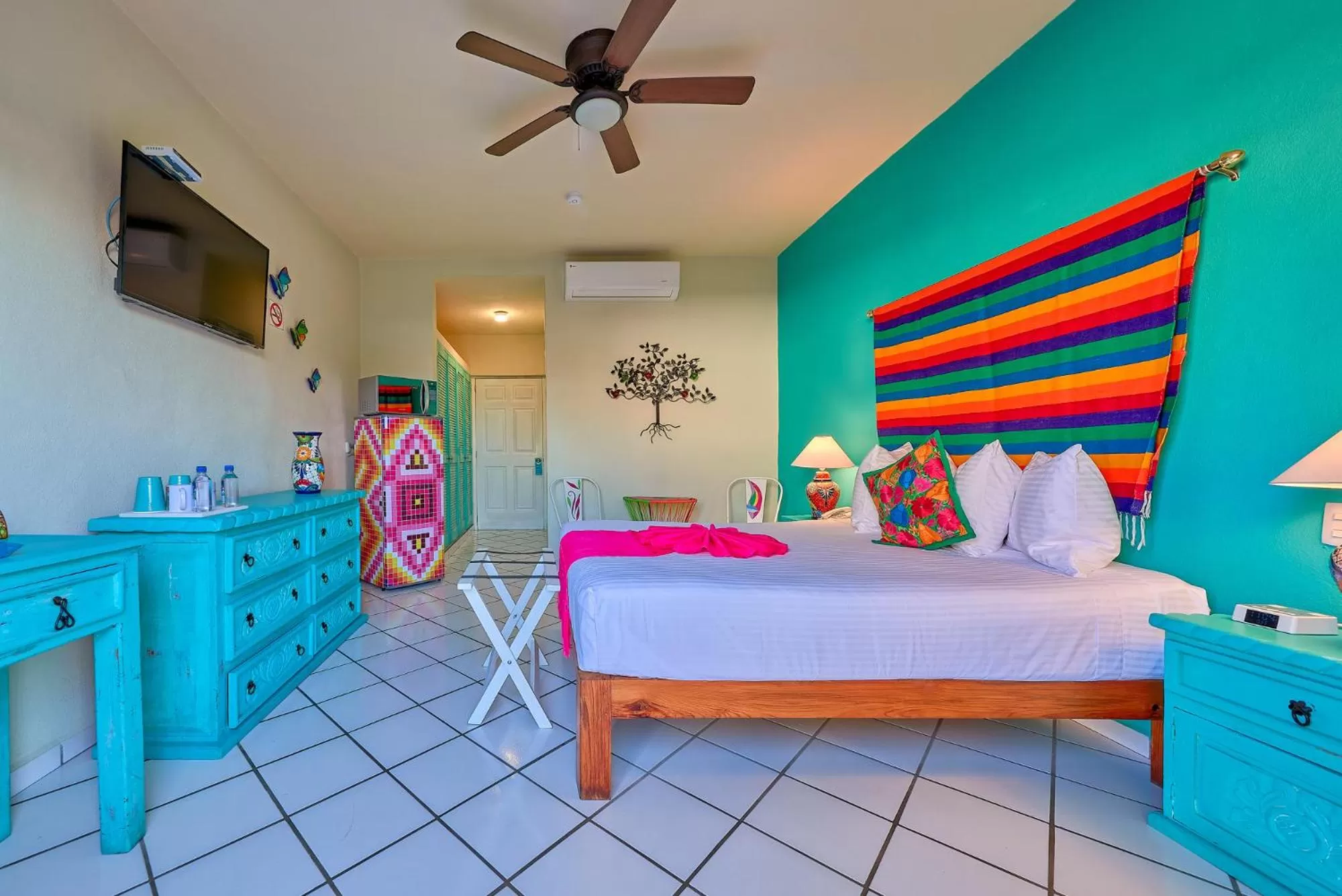 Bed in Casa Maria Hotel Boutique & Gallery Adults Only