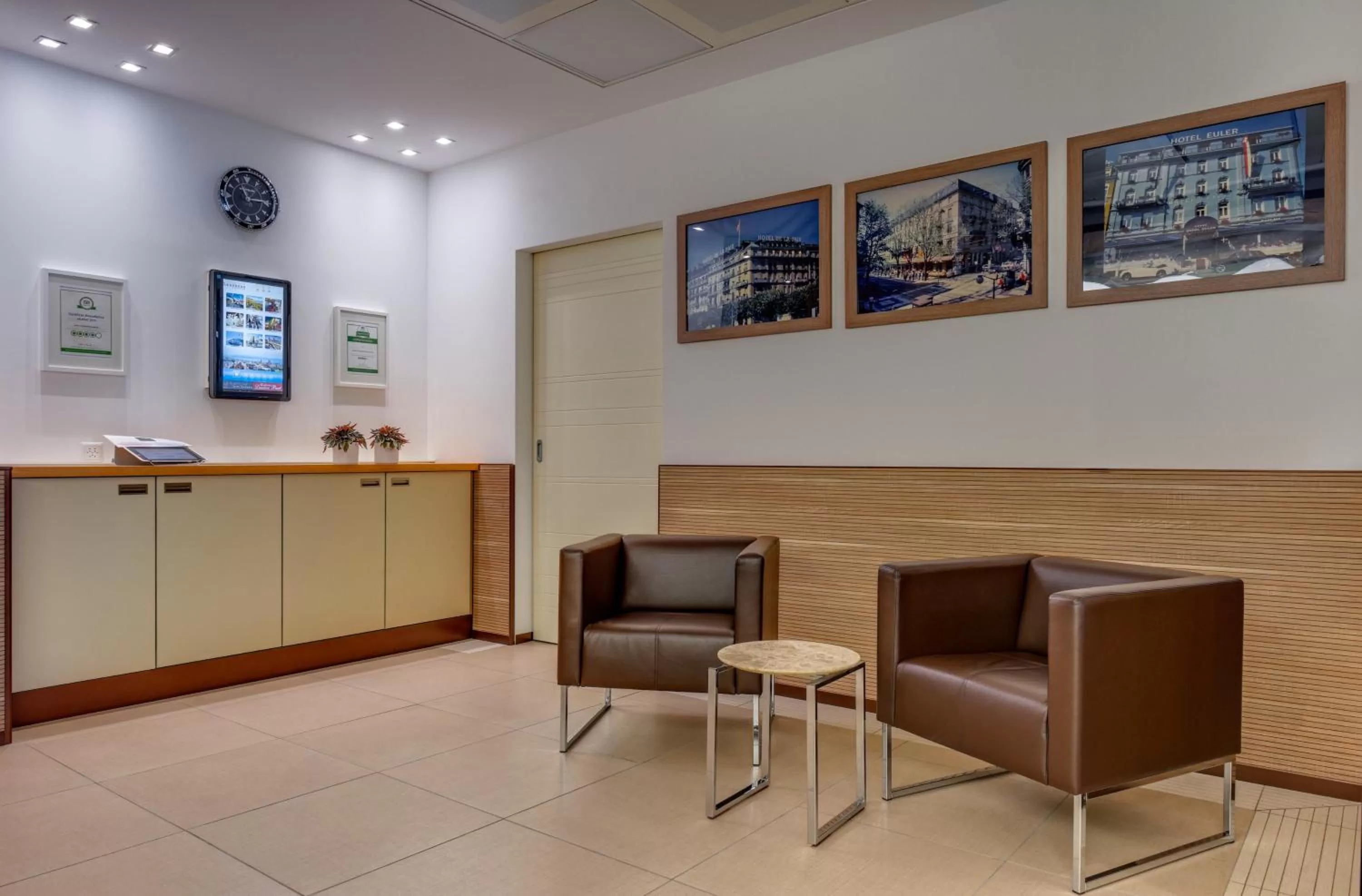 Lobby or reception in Continental Hotel Lausanne