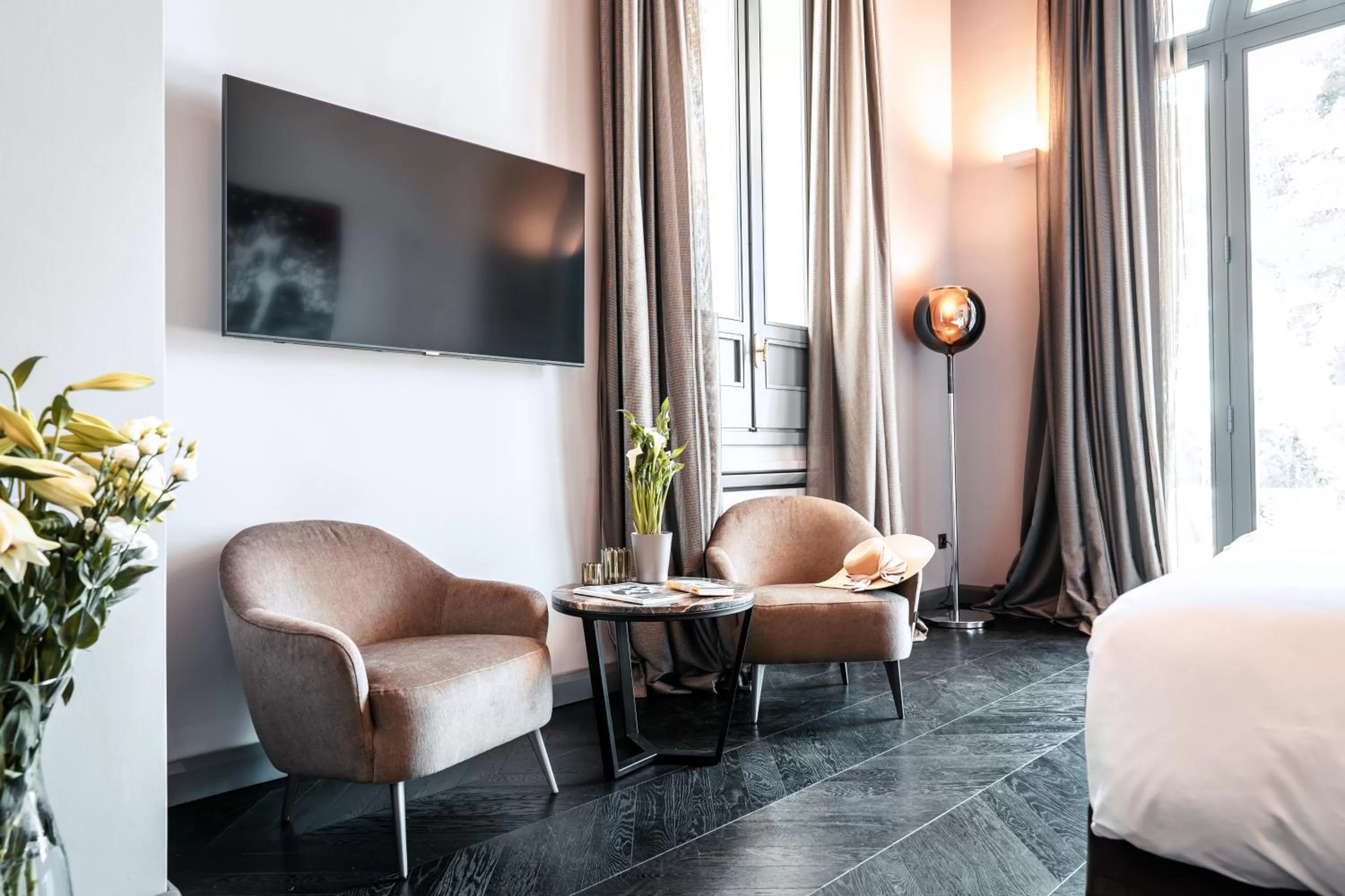 Photo of the whole room, Bed in Sa Suites