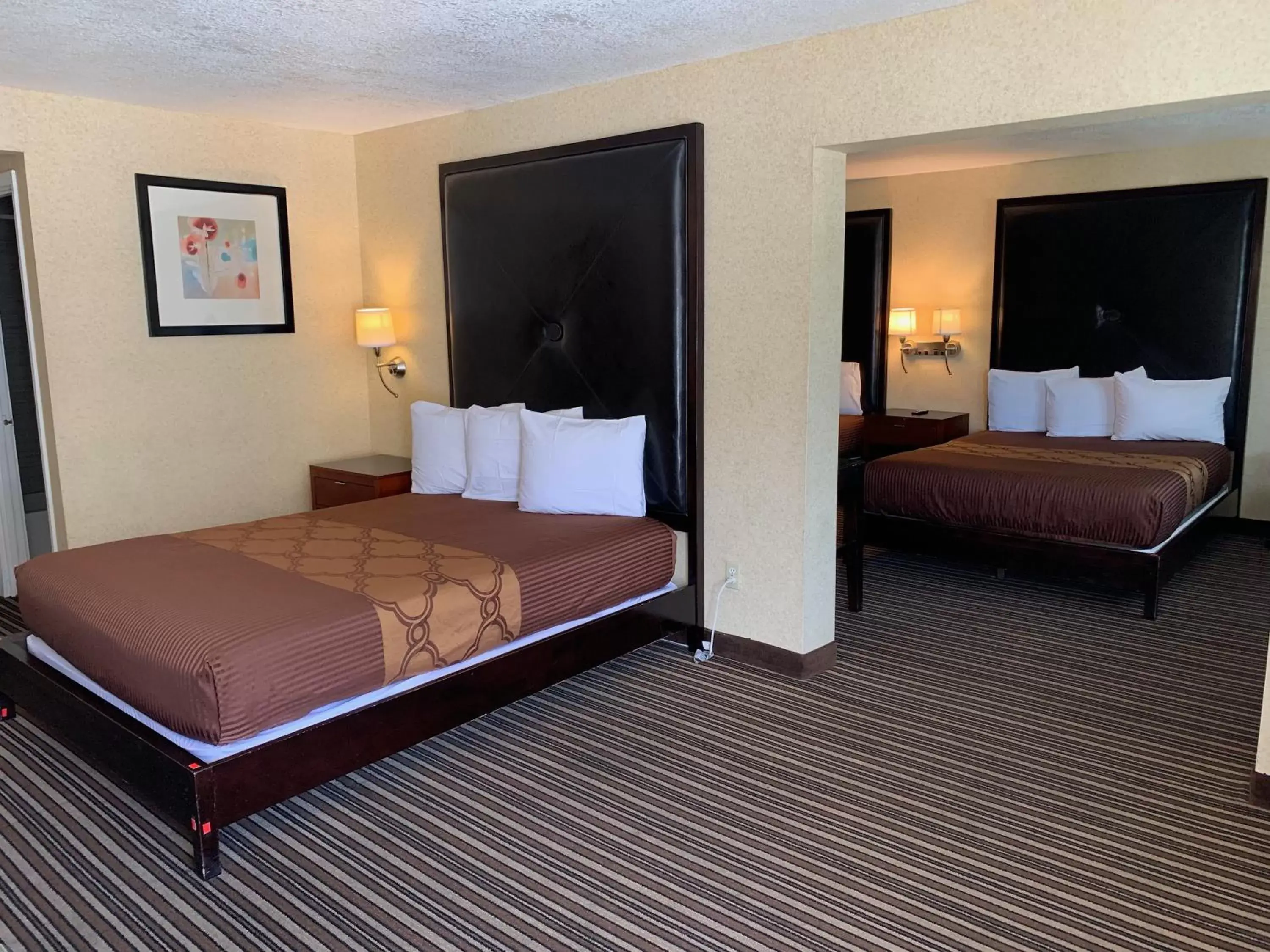 Bedroom, Bed in Buena Park Inn Bedroom, Bed in Buena Park Inn