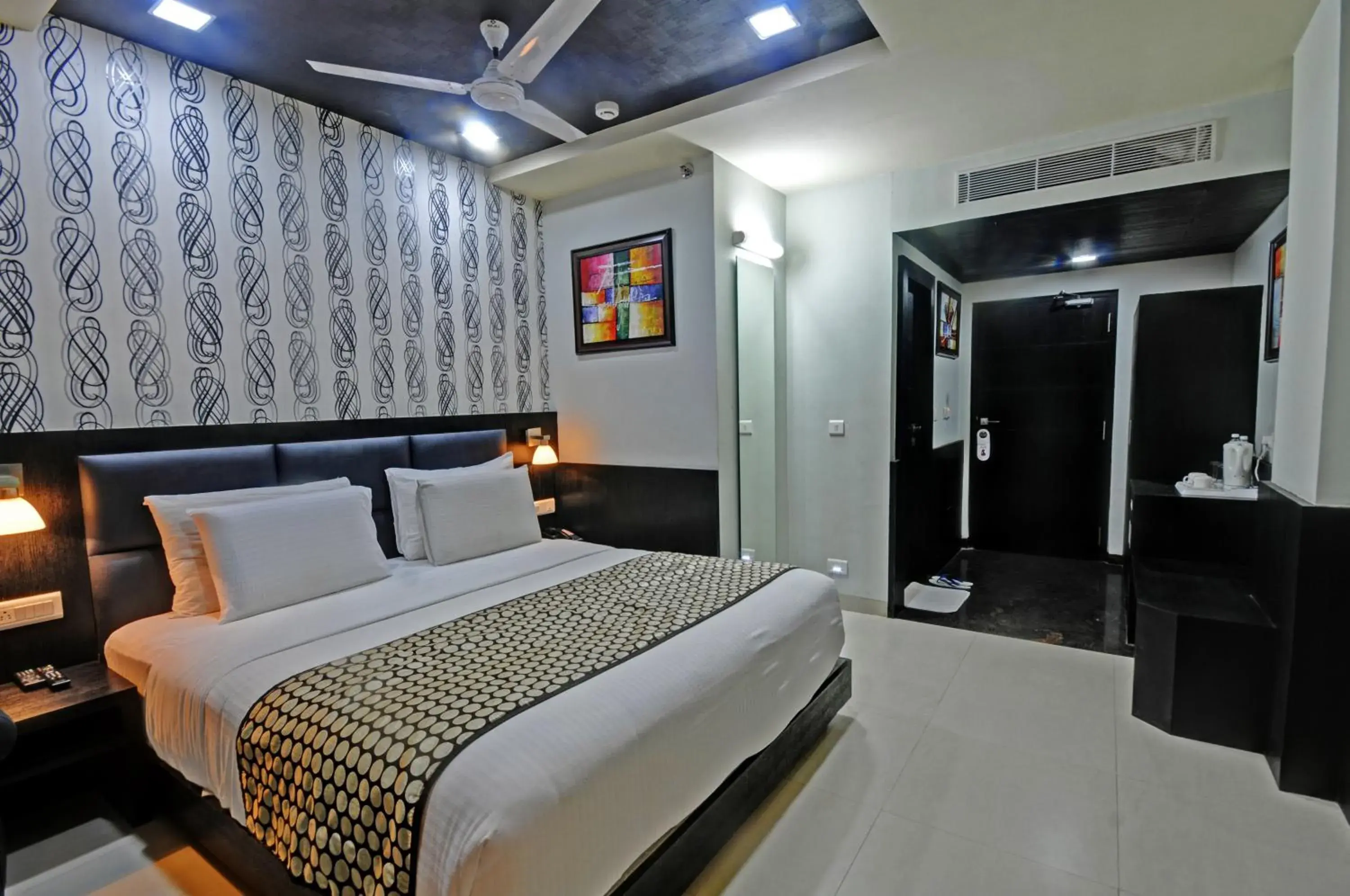 Photo of the whole room, Bed in Pride Ananya Resort Puri