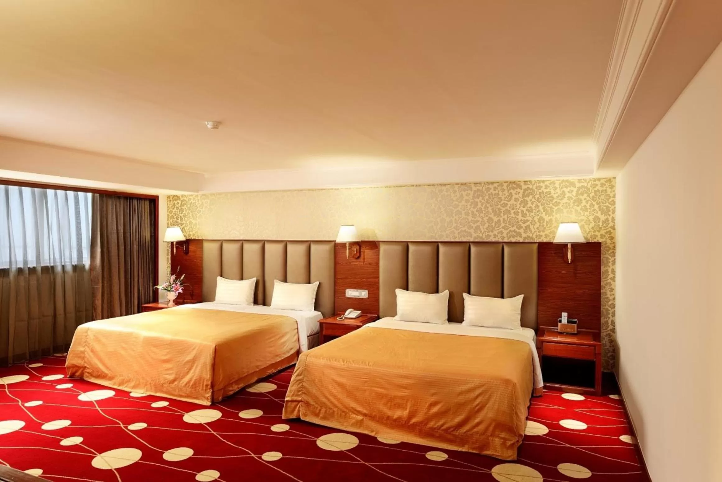 Photo of the whole room, Bed in Chyuan Du Spring Resort