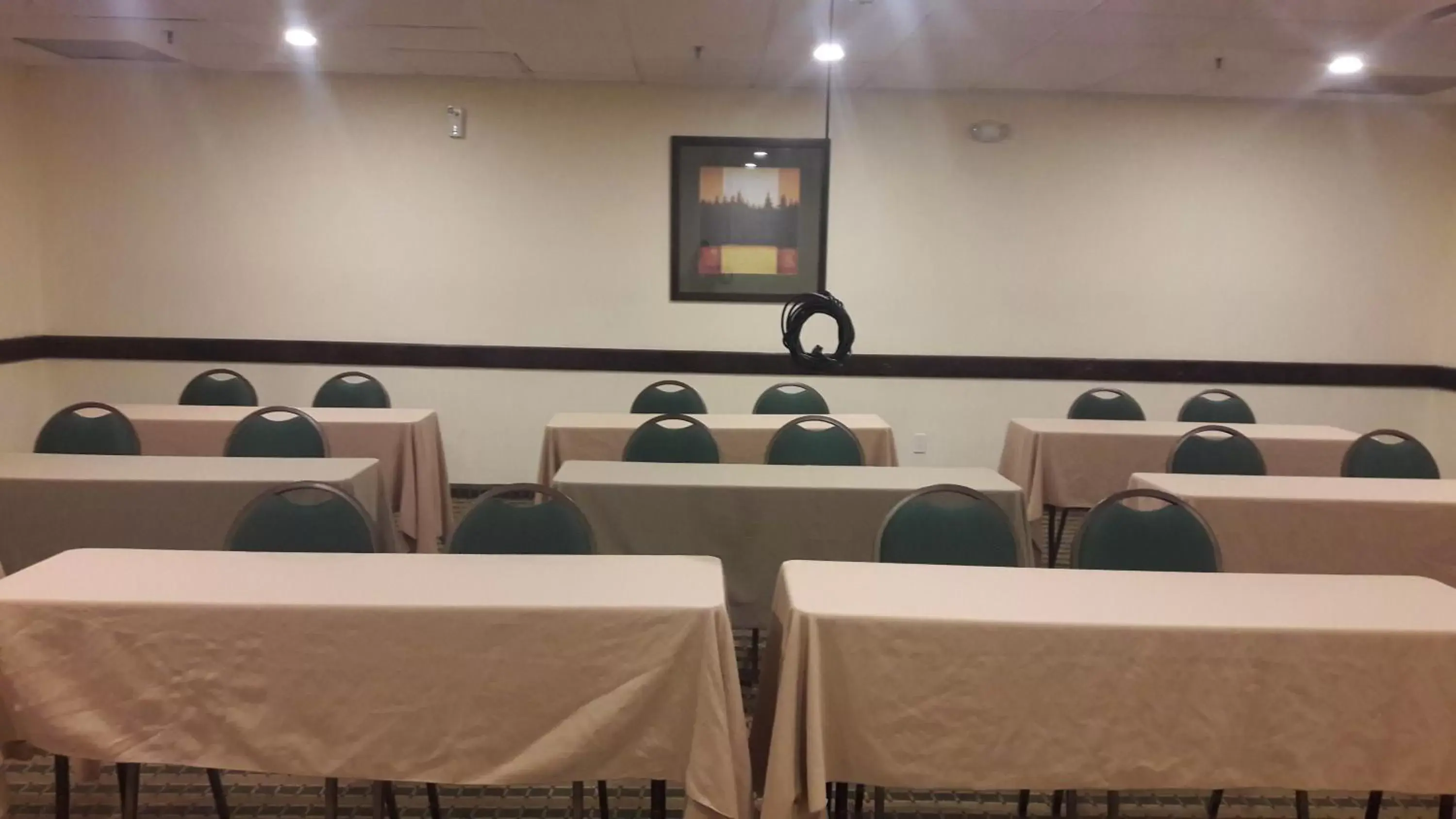 Meeting/conference room in Microtel Inn and Suites by Wyndham Ciudad Juarez, US Consulate