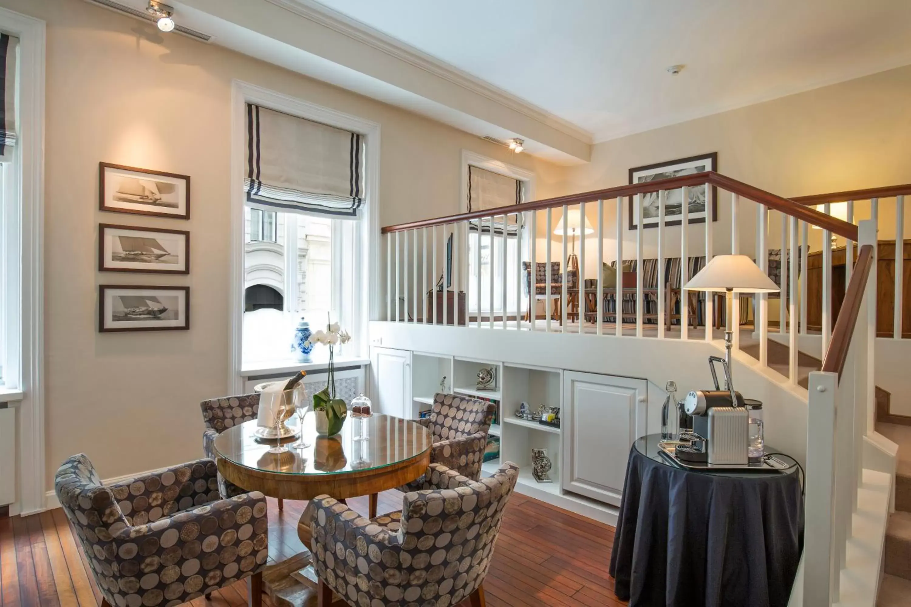 Photo of the whole room in Hotel Kaiserhof Wien Photo of the whole room in Hotel Kaiserhof Wien