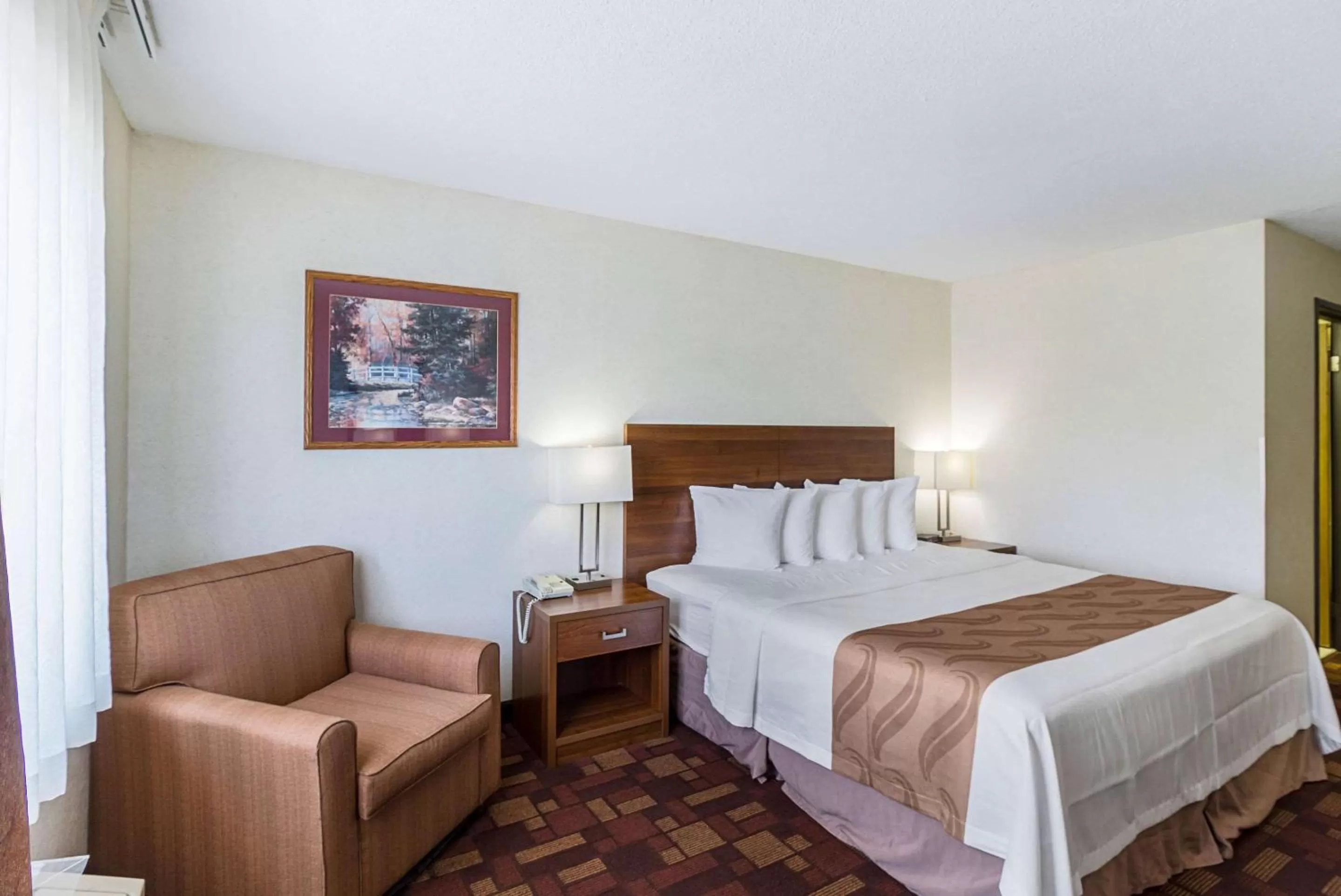 Photo of the whole room in Econo Lodge Luverne I-90