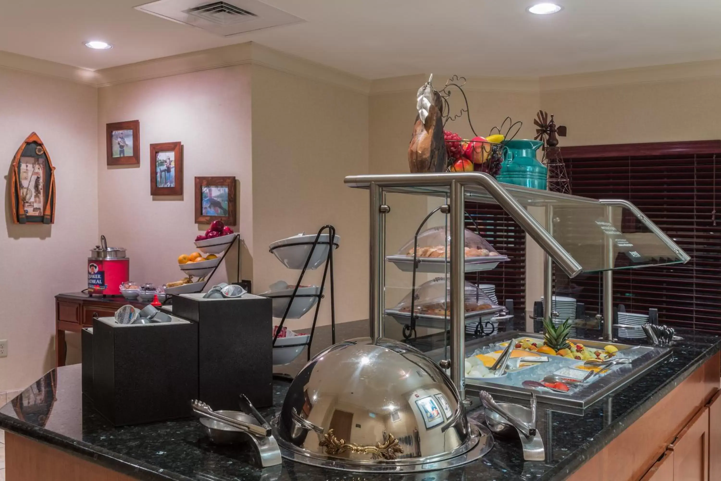 Breakfast in Staybridge Suites Tallahassee I-10 East, an IHG Hotel