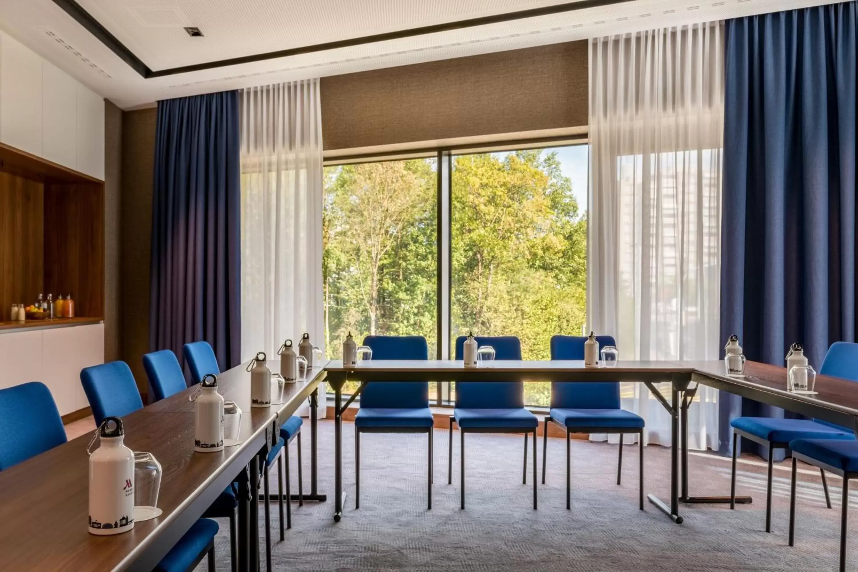 Meeting/conference room in Geneva Marriott Hotel