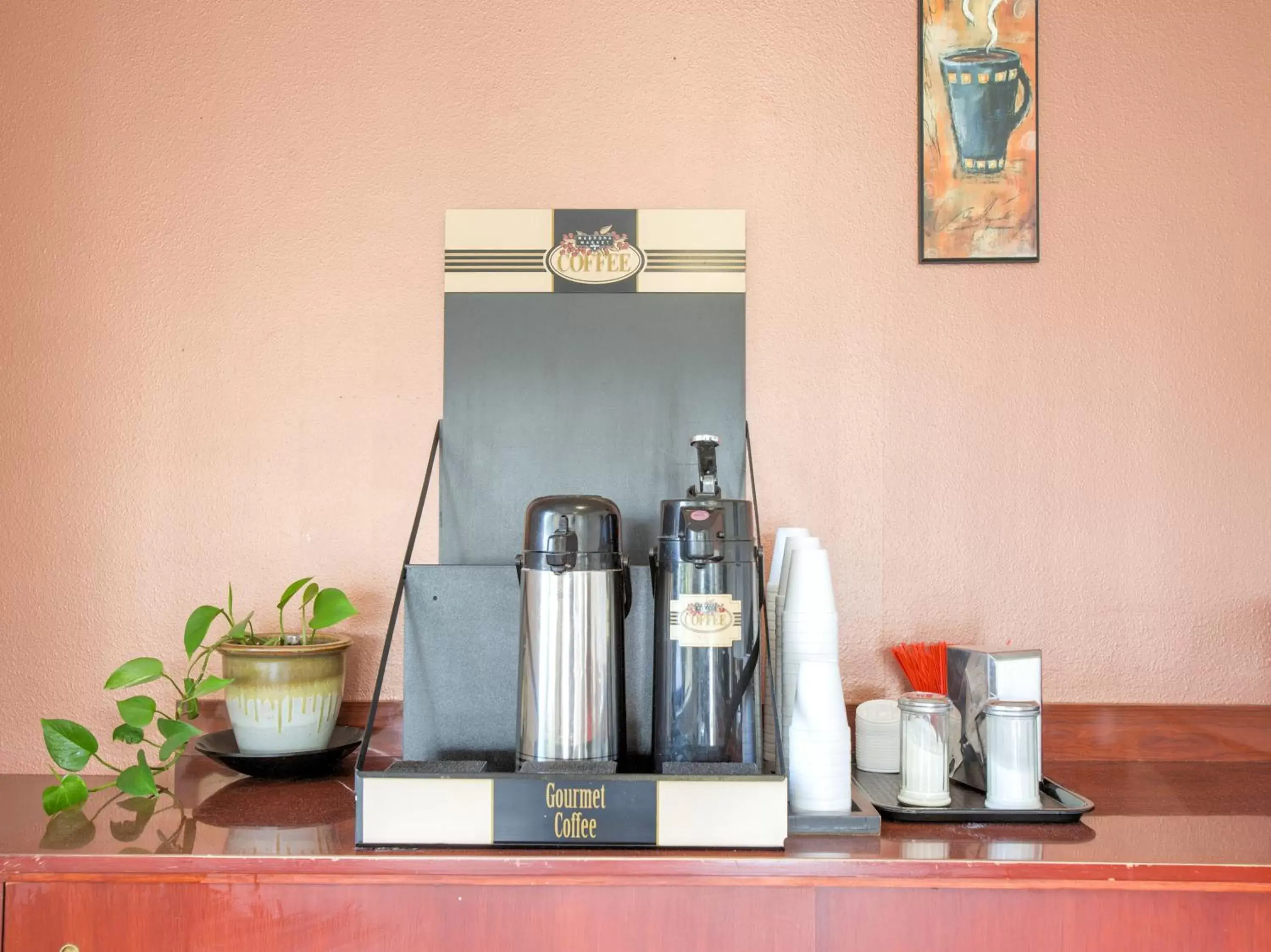 Coffee/Tea Facilities in OYO Woodland Hotel and Suites