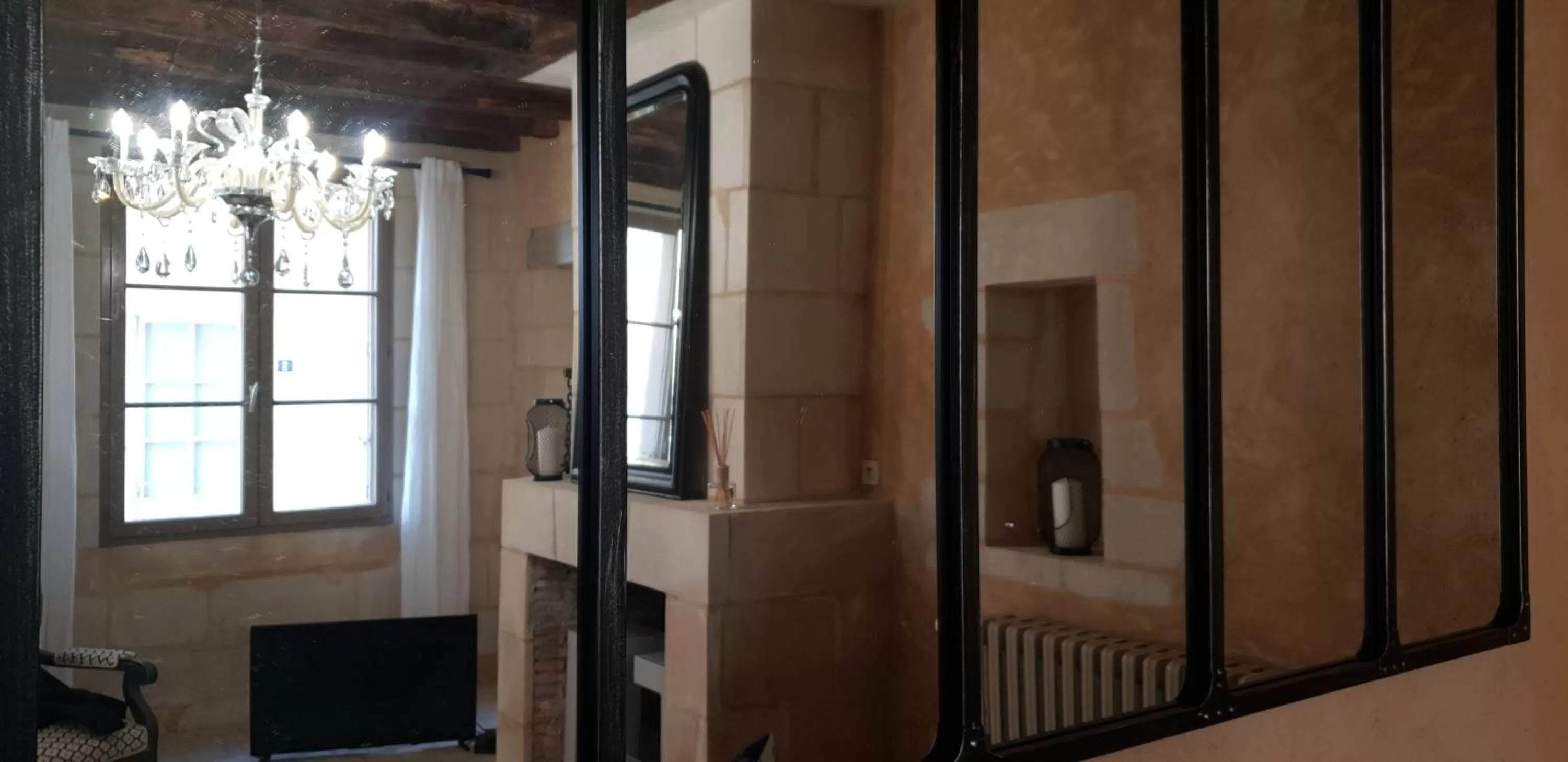 Decorative detail in NATURE & CHATEAUX