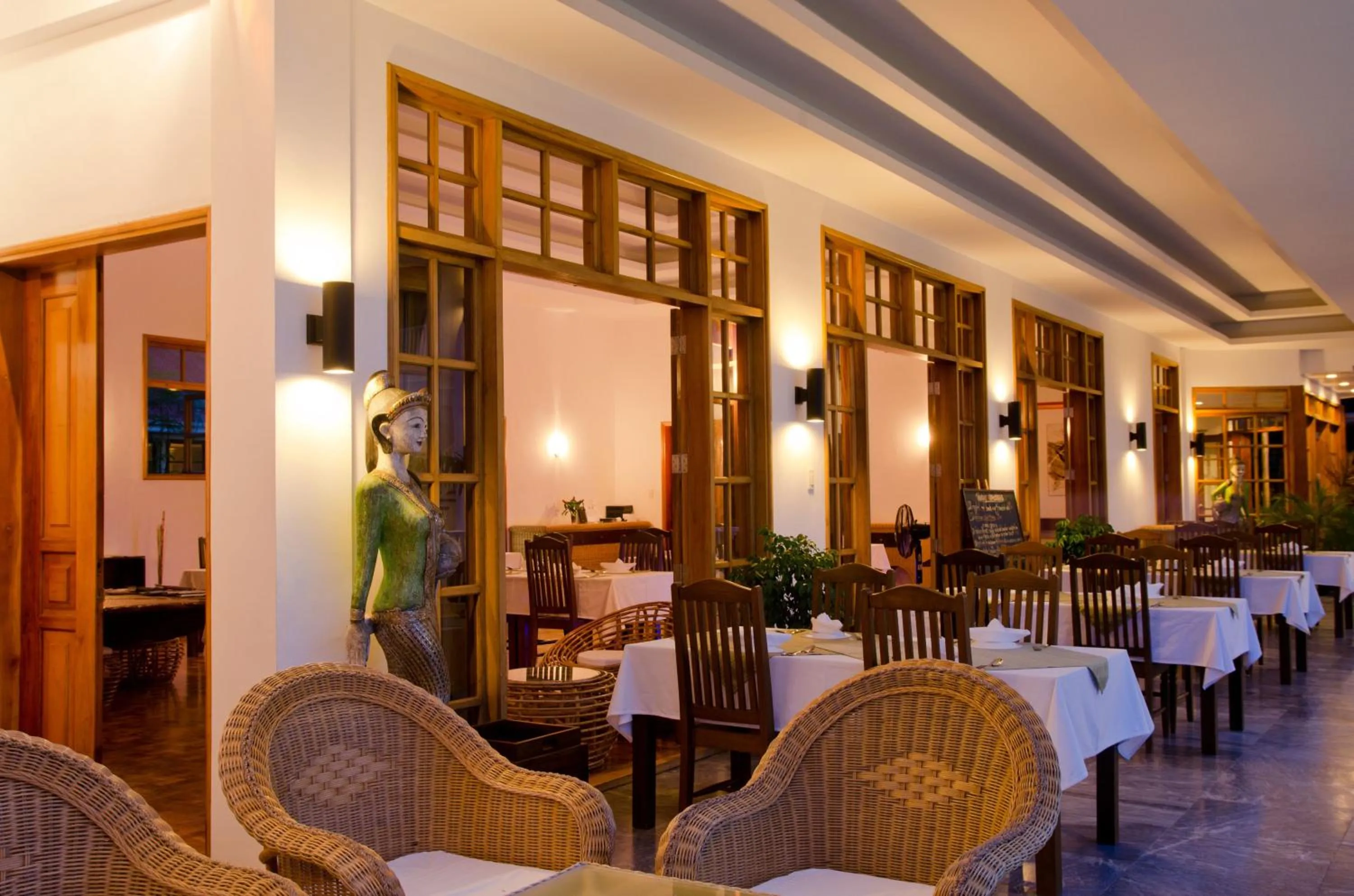 Restaurant/places to eat in Sea Dream Resorts