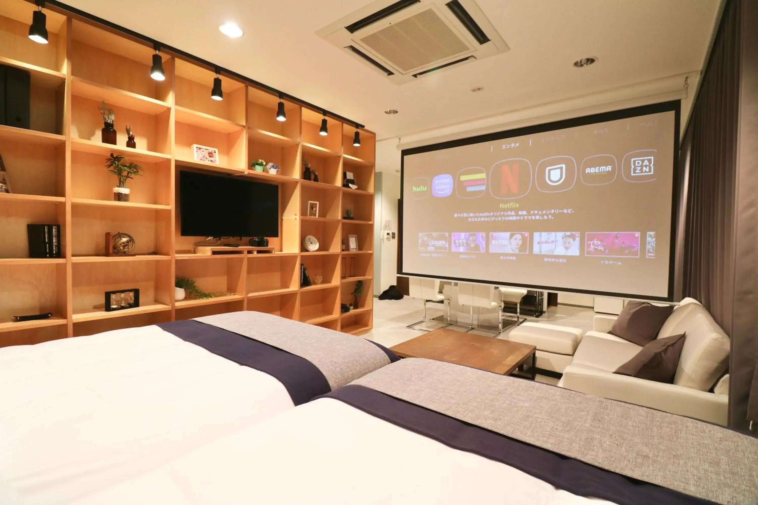 Bed, TV/Entertainment Center in TAKETO STAY TERRACE ONE