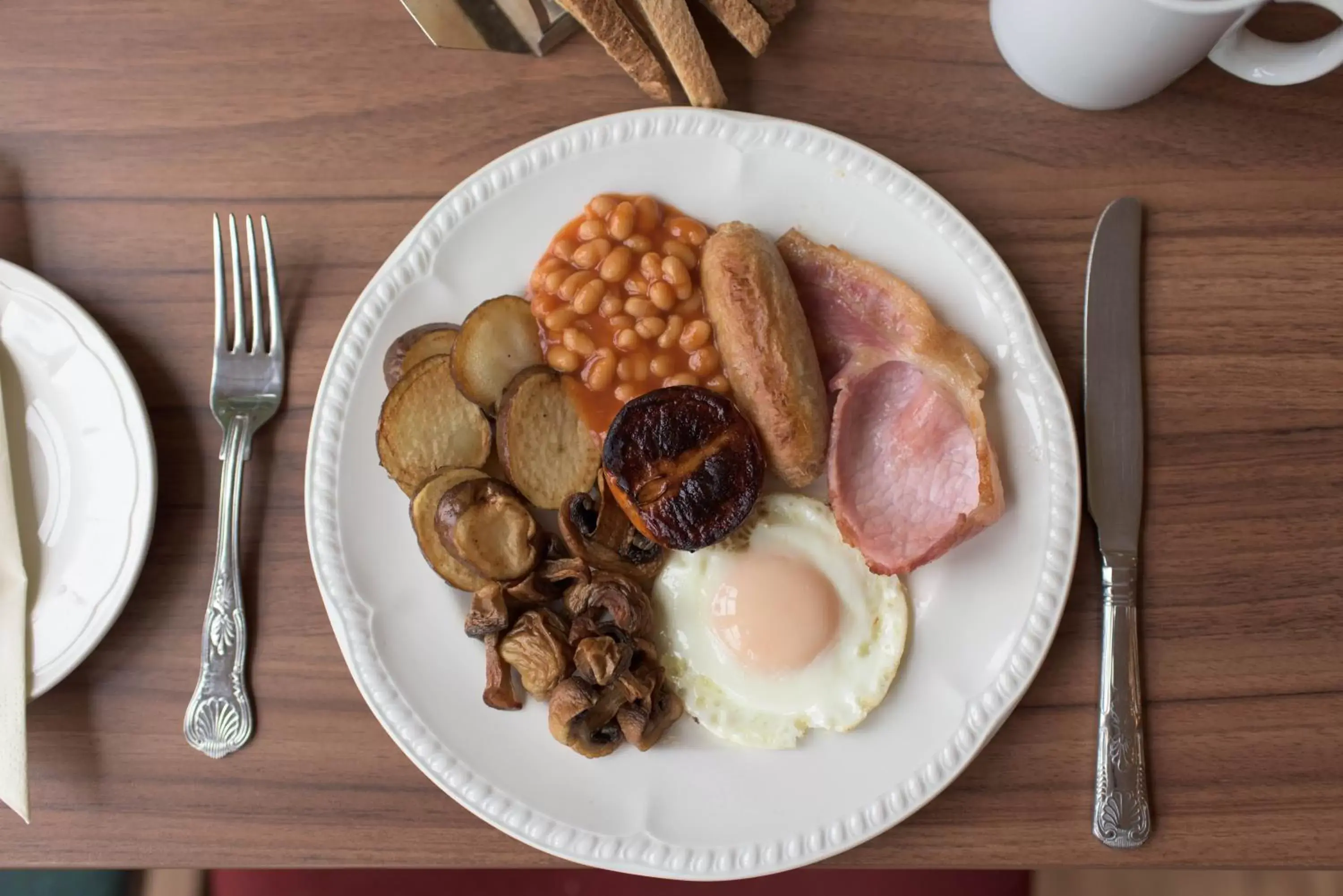 Breakfast in Pinegrove Hotel