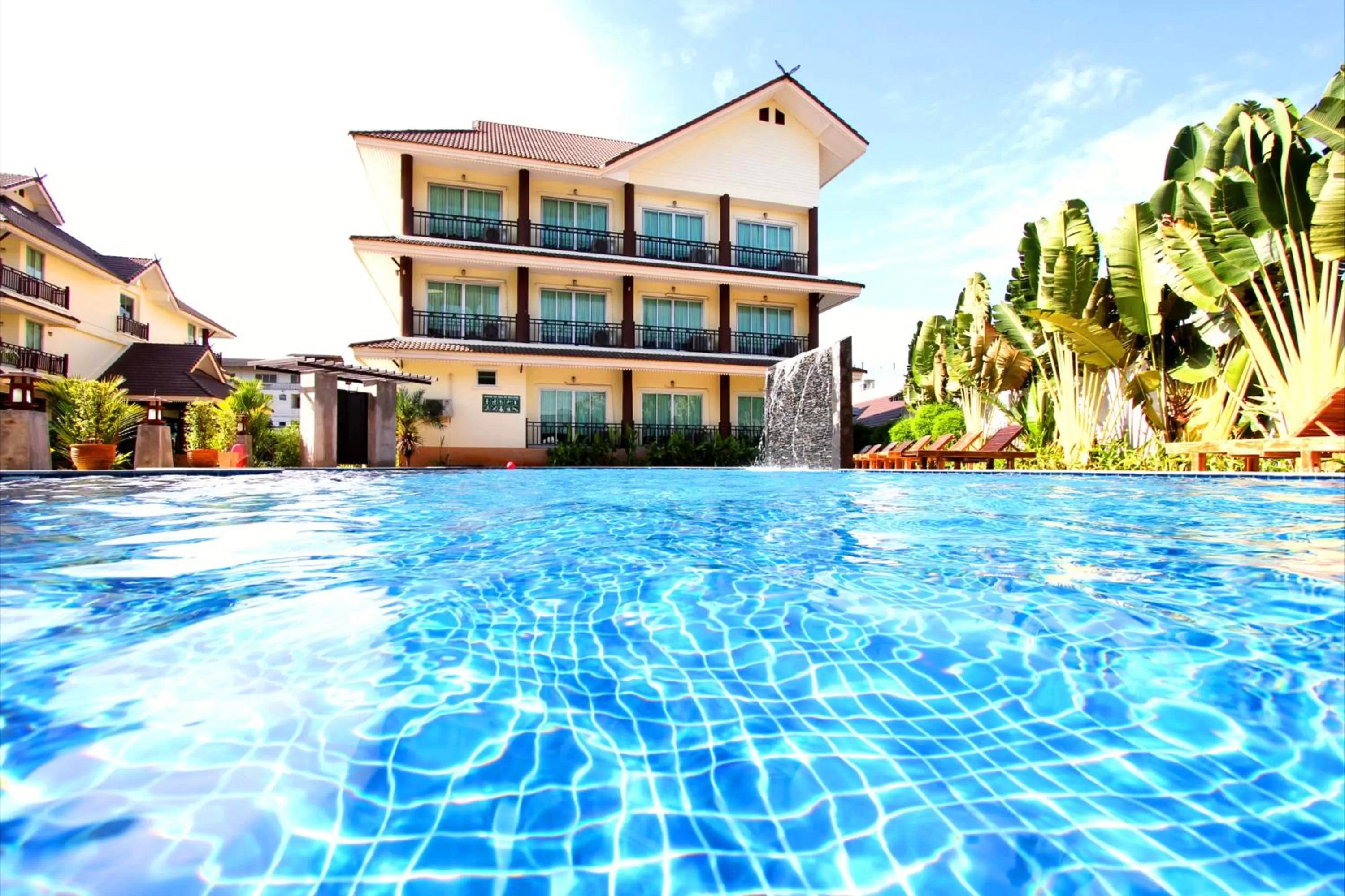 Property building in Diamond Park Inn Chiangrai & Resort