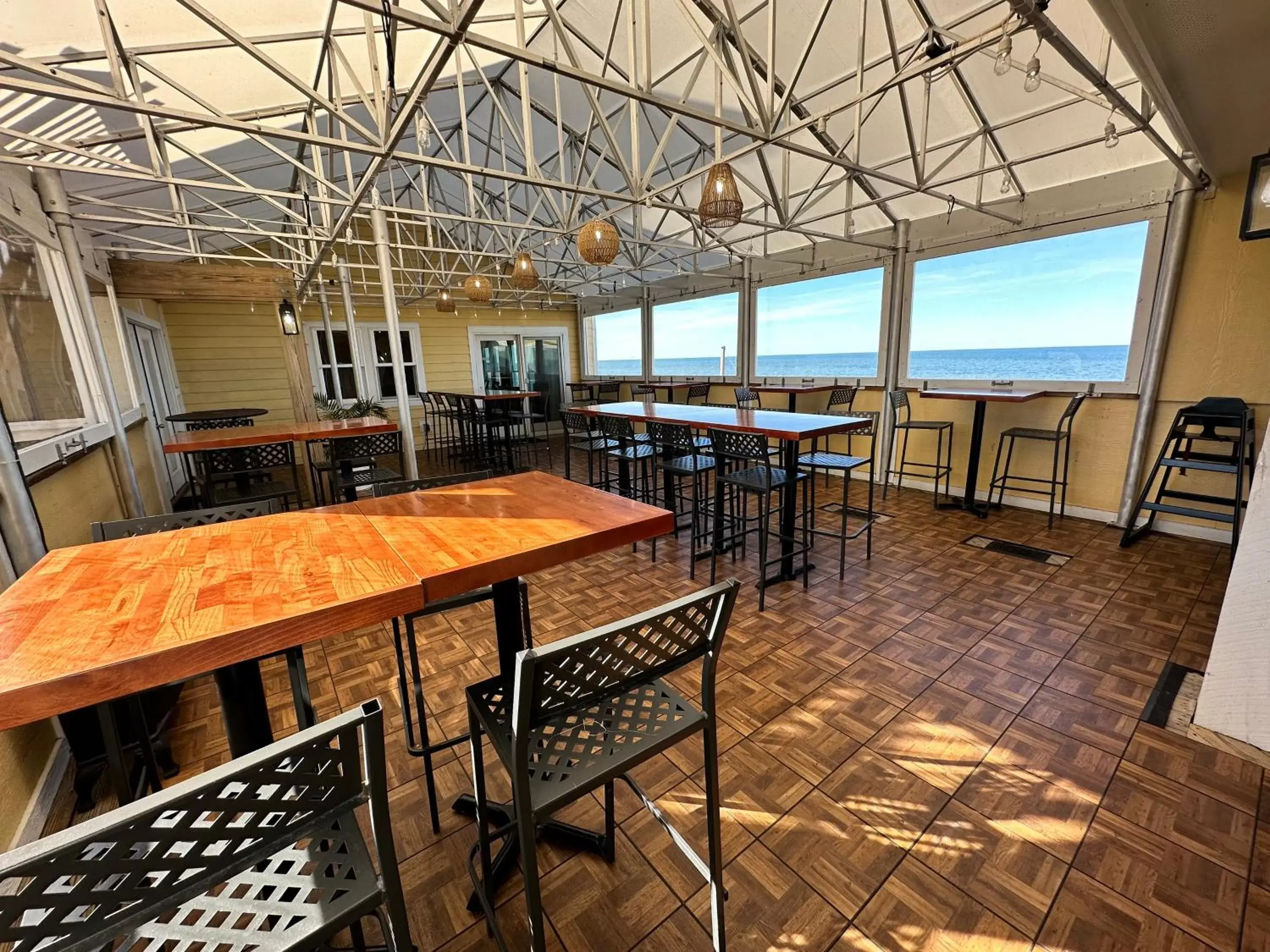Restaurant/places to eat in The Inn on Pamlico Sound