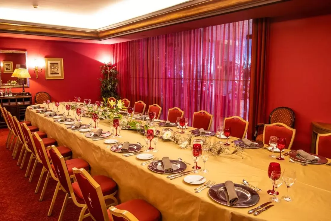 Banquet/Function facilities, Restaurant/Places to Eat in Hotel Cascais Miragem Health & Spa