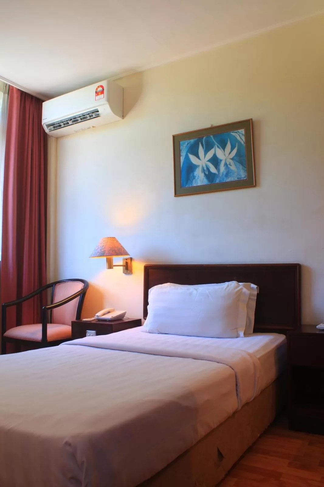 Bed in Telang Usan Hotel Kuching